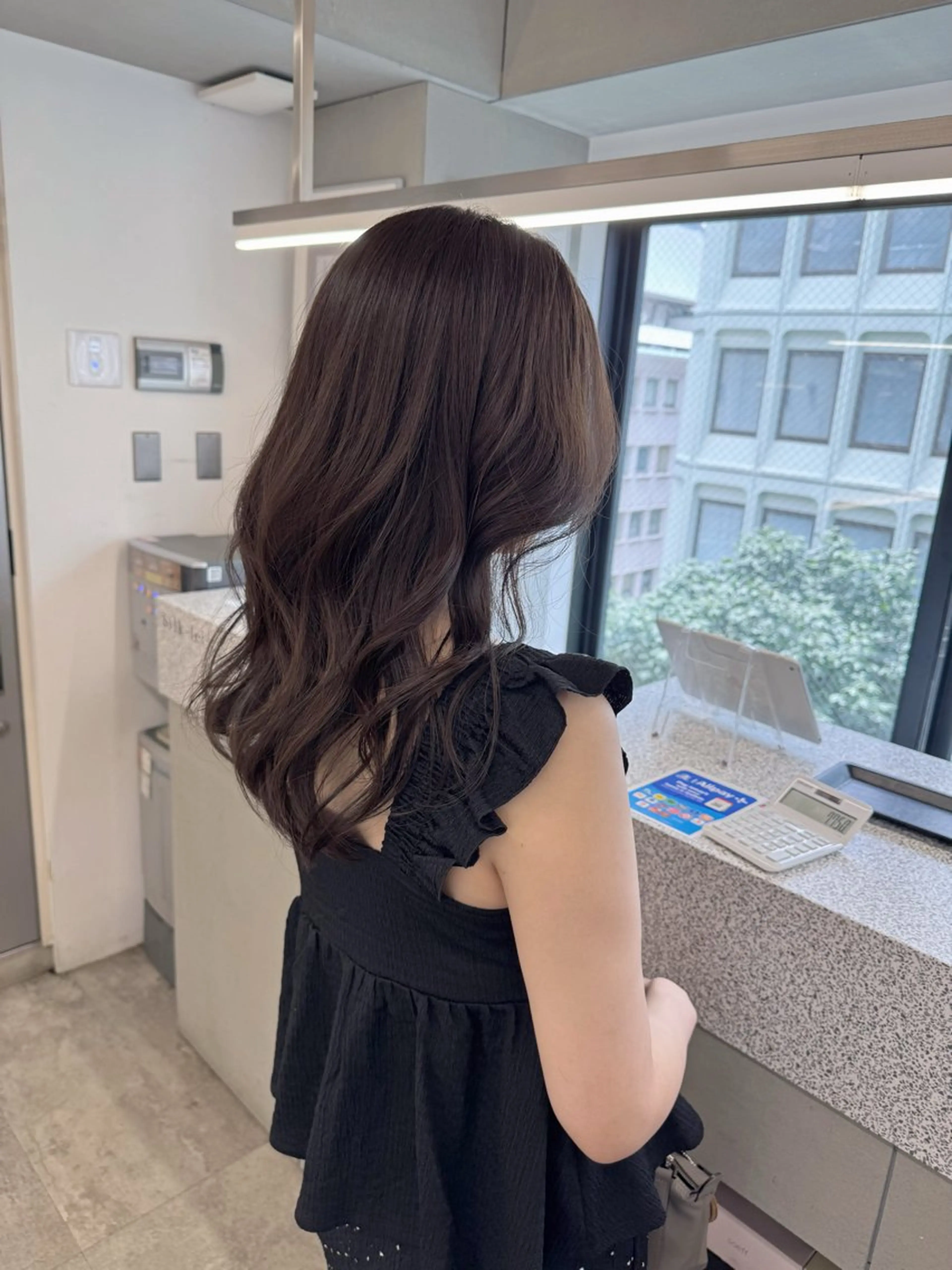 セミロング カラー グレージュ ヘアカラー トリートメント レイヤー×髪質改善 ×透明感/杉田 圭のヘアスタイル