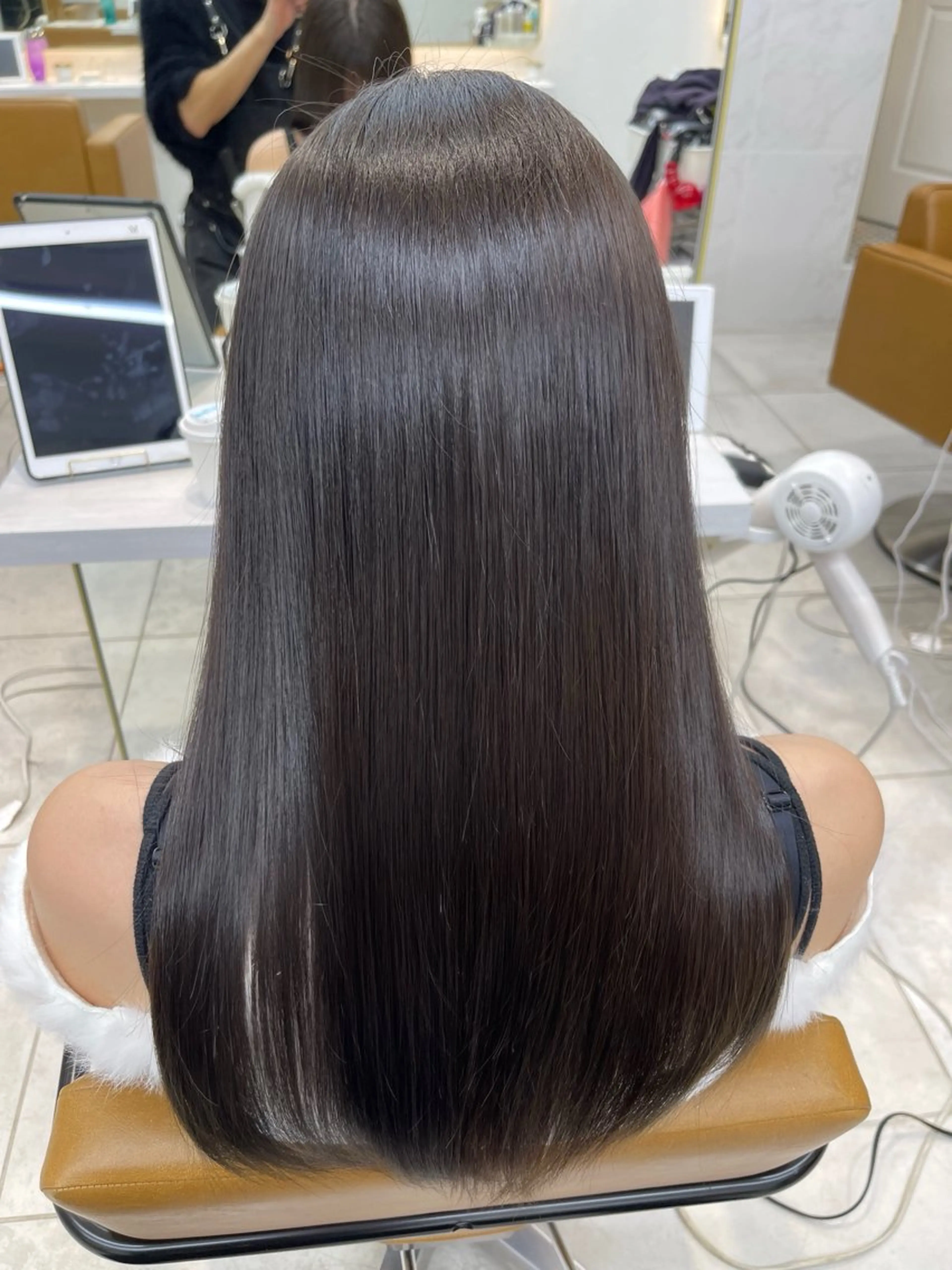 ミディアム 中顔面短縮 顔まわり新田大翔のヘアスタイル