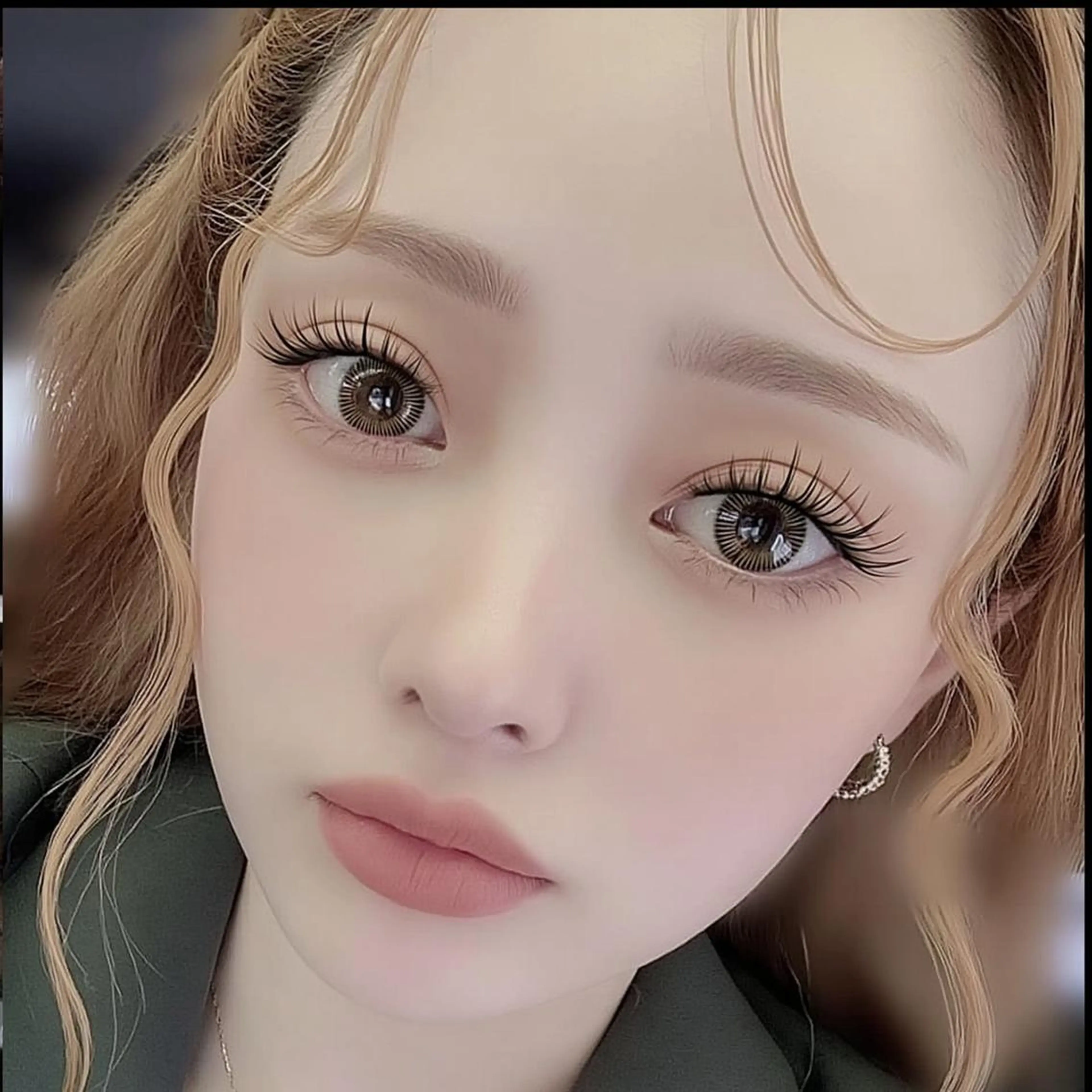 マツエク・マツパ 束感まつ毛 韓国風マツエク パリジェンヌラッシュリフト まつげパーマ マツパ PLATINUM DOLL arisaのマツエク・マツパデザイン