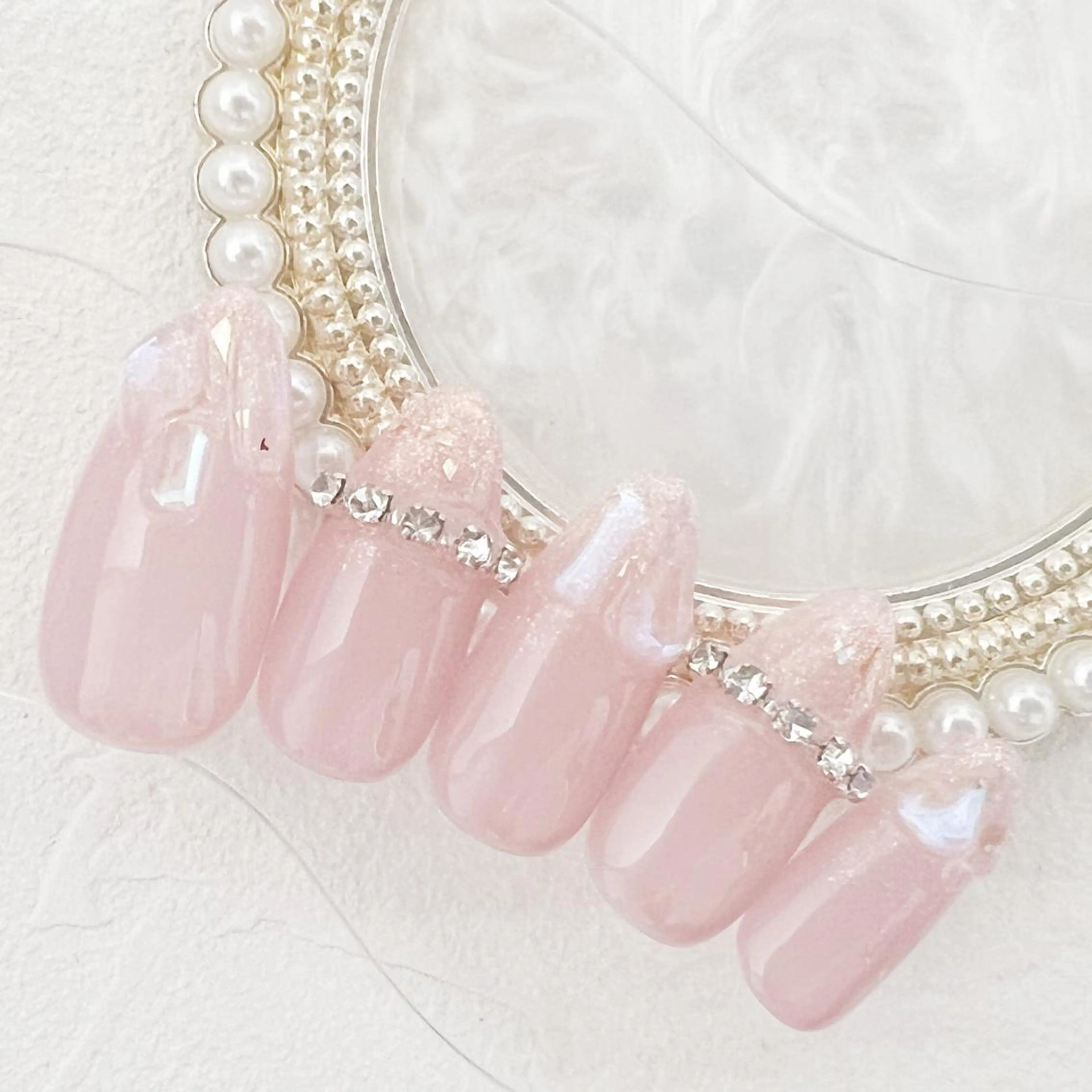 ネイル オーロラネイル マグネットネイル rouse nail RISATOのネイルデザイン