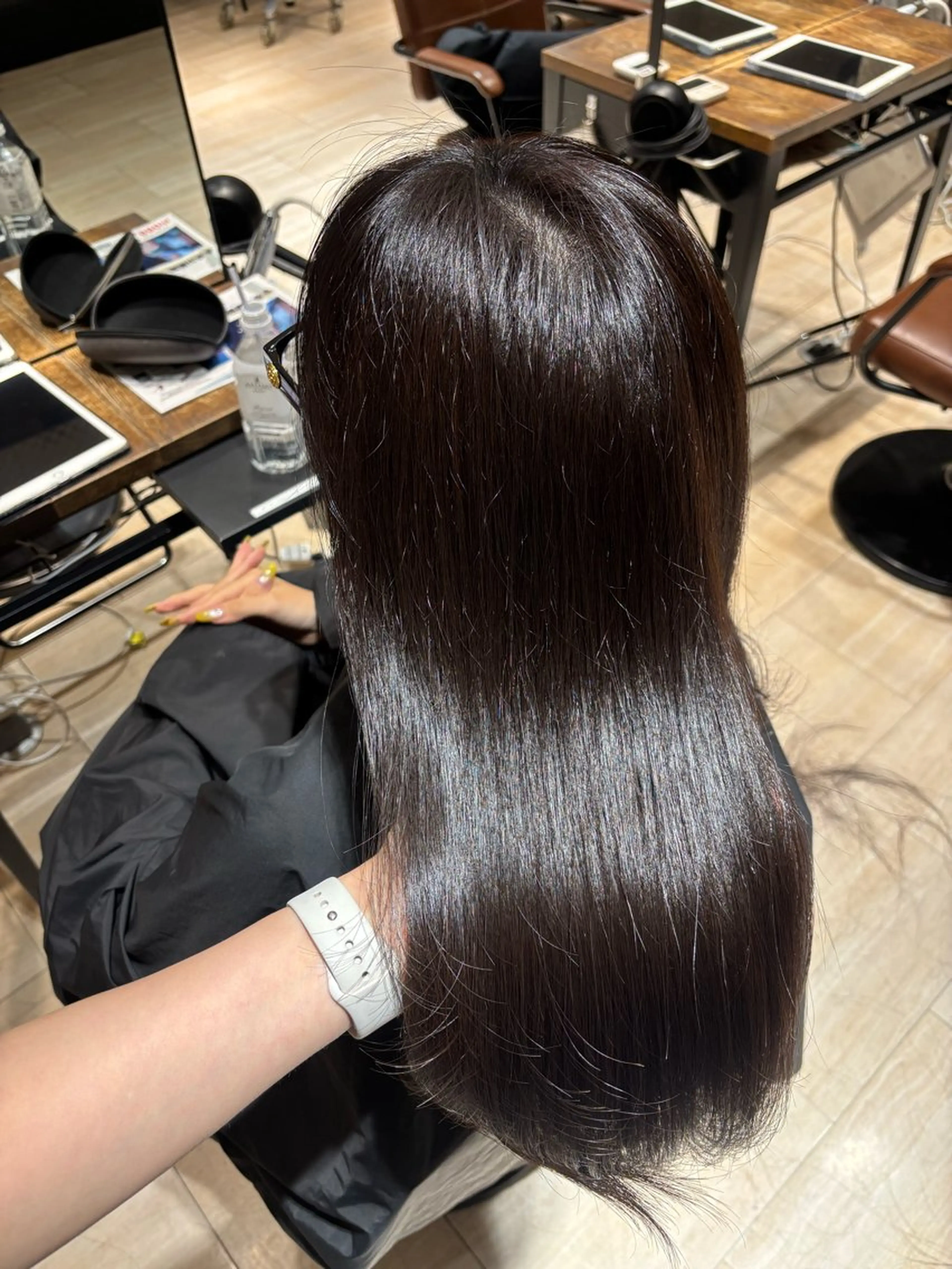 セミロング カラー ブラウンカラー 穂積 未優のヘアスタイル