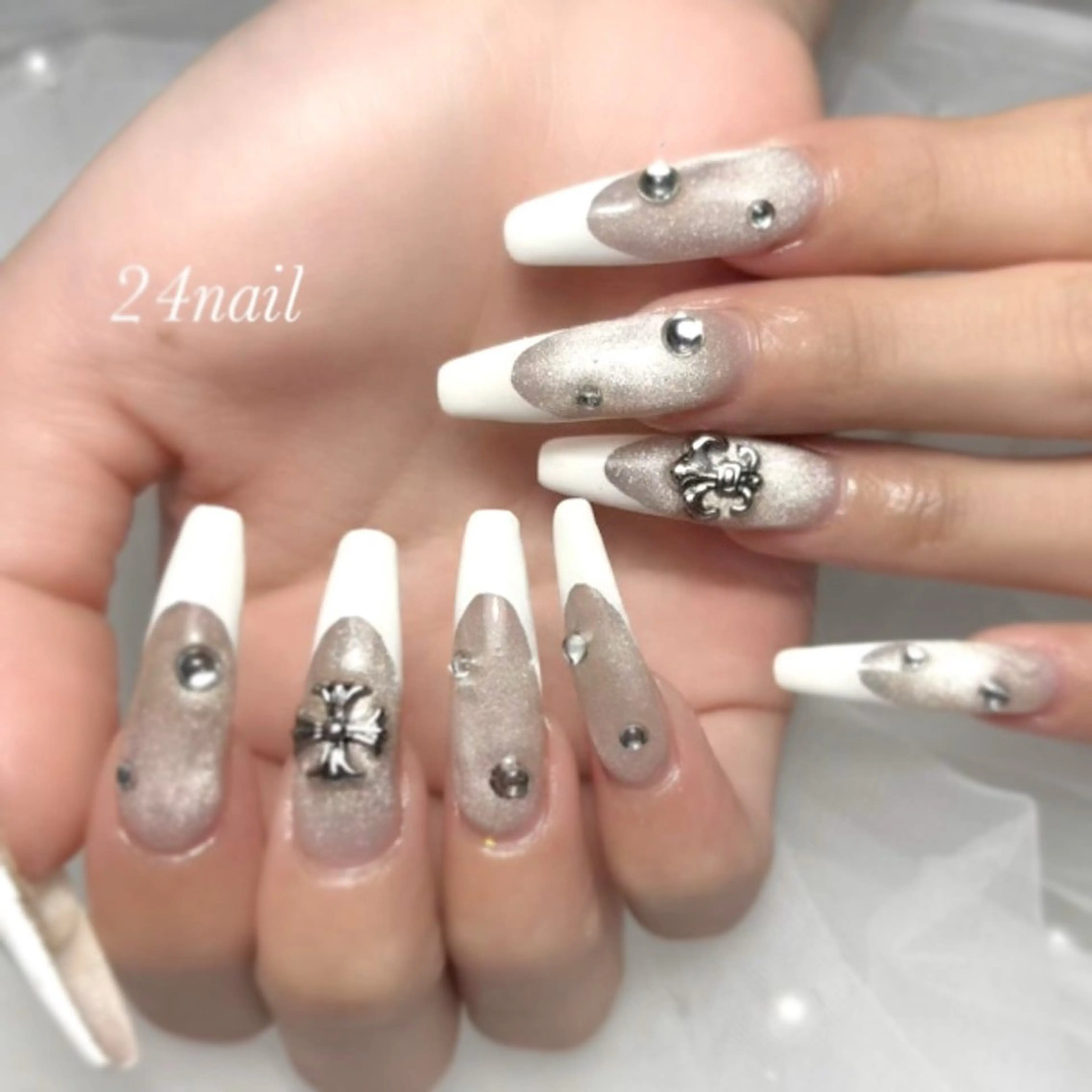 ネイル 24 nailのネイルデザイン