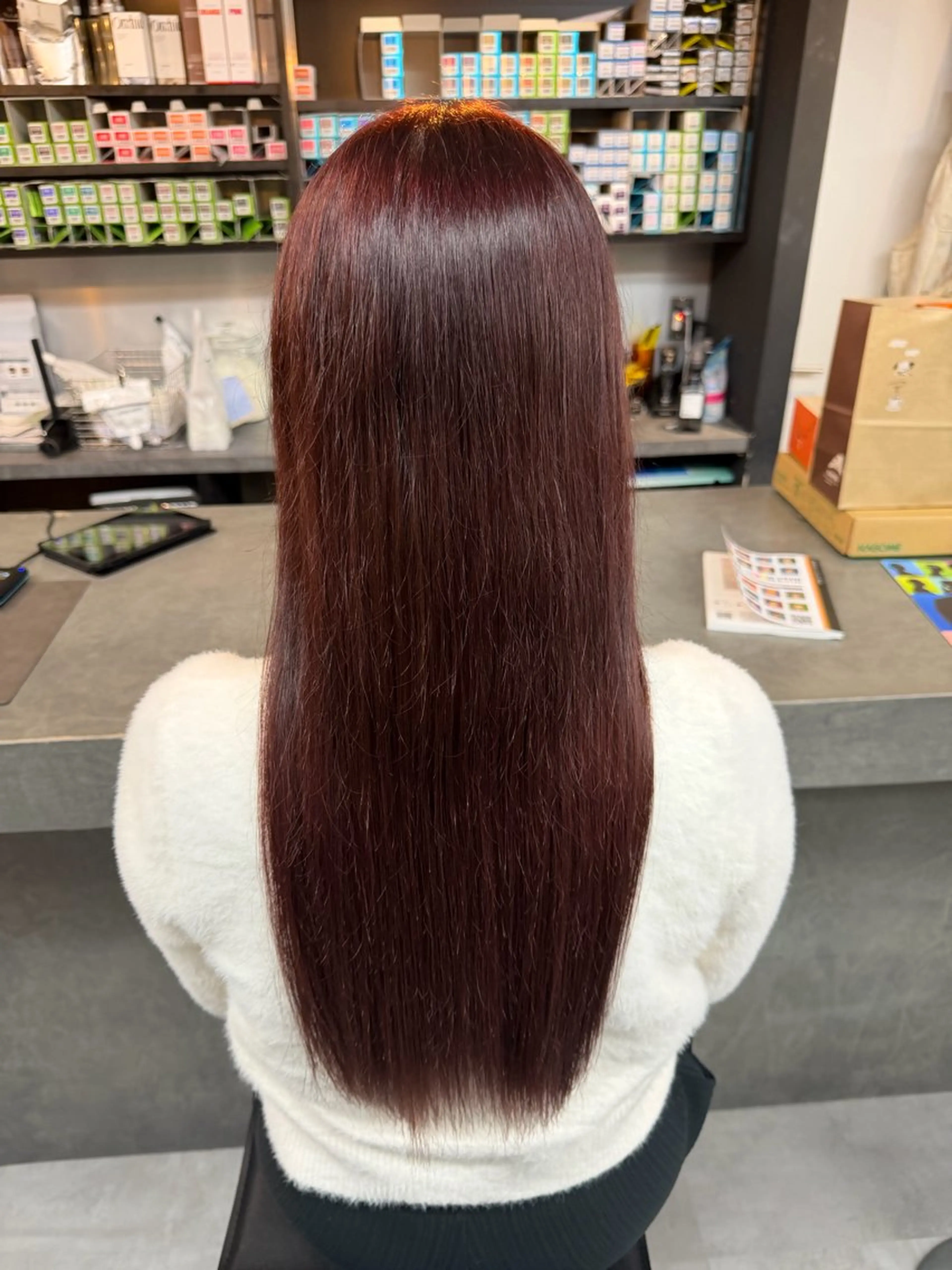 カラー Mirai_ BELのヘアスタイル