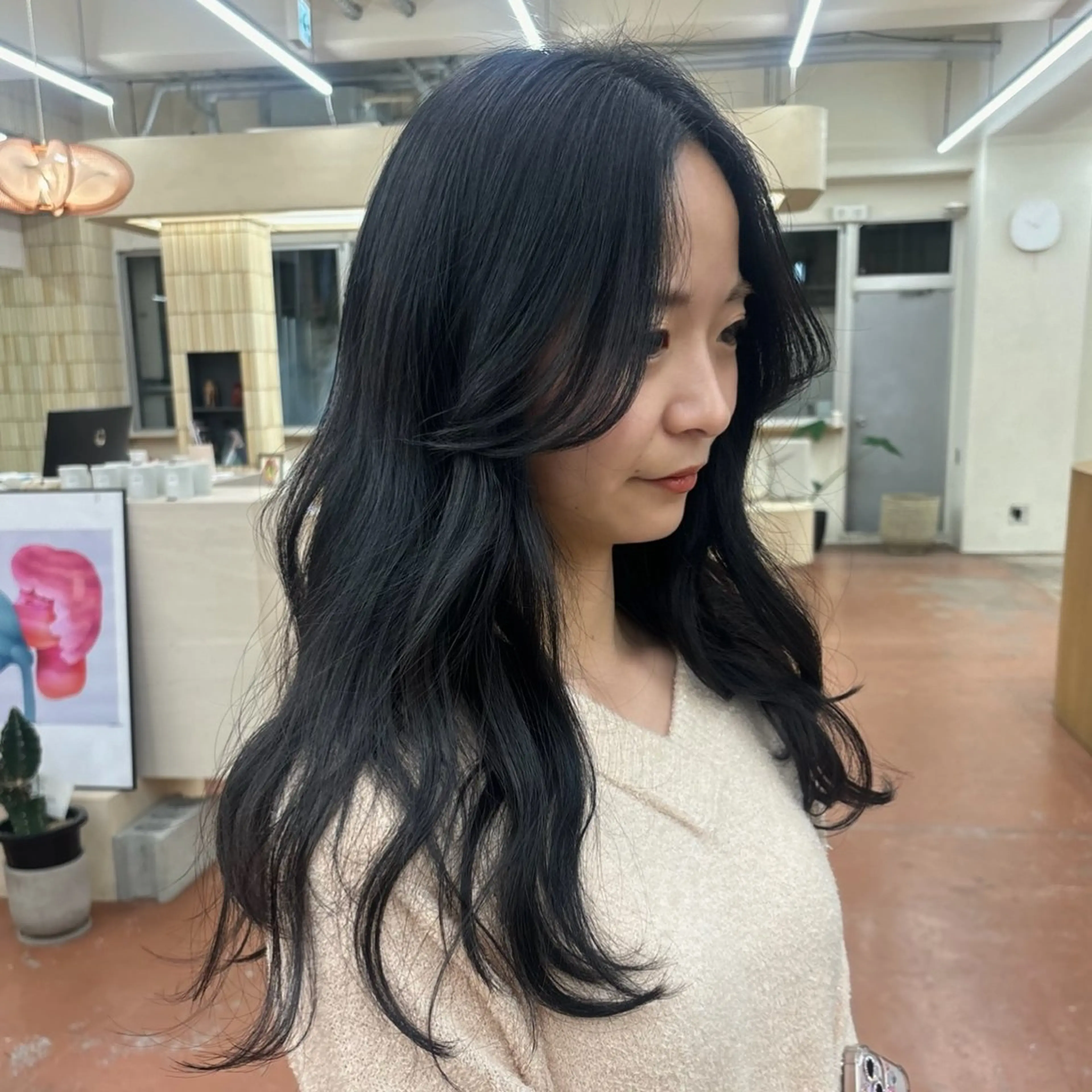 ロング カラー 山内 瑠莉のヘアスタイル