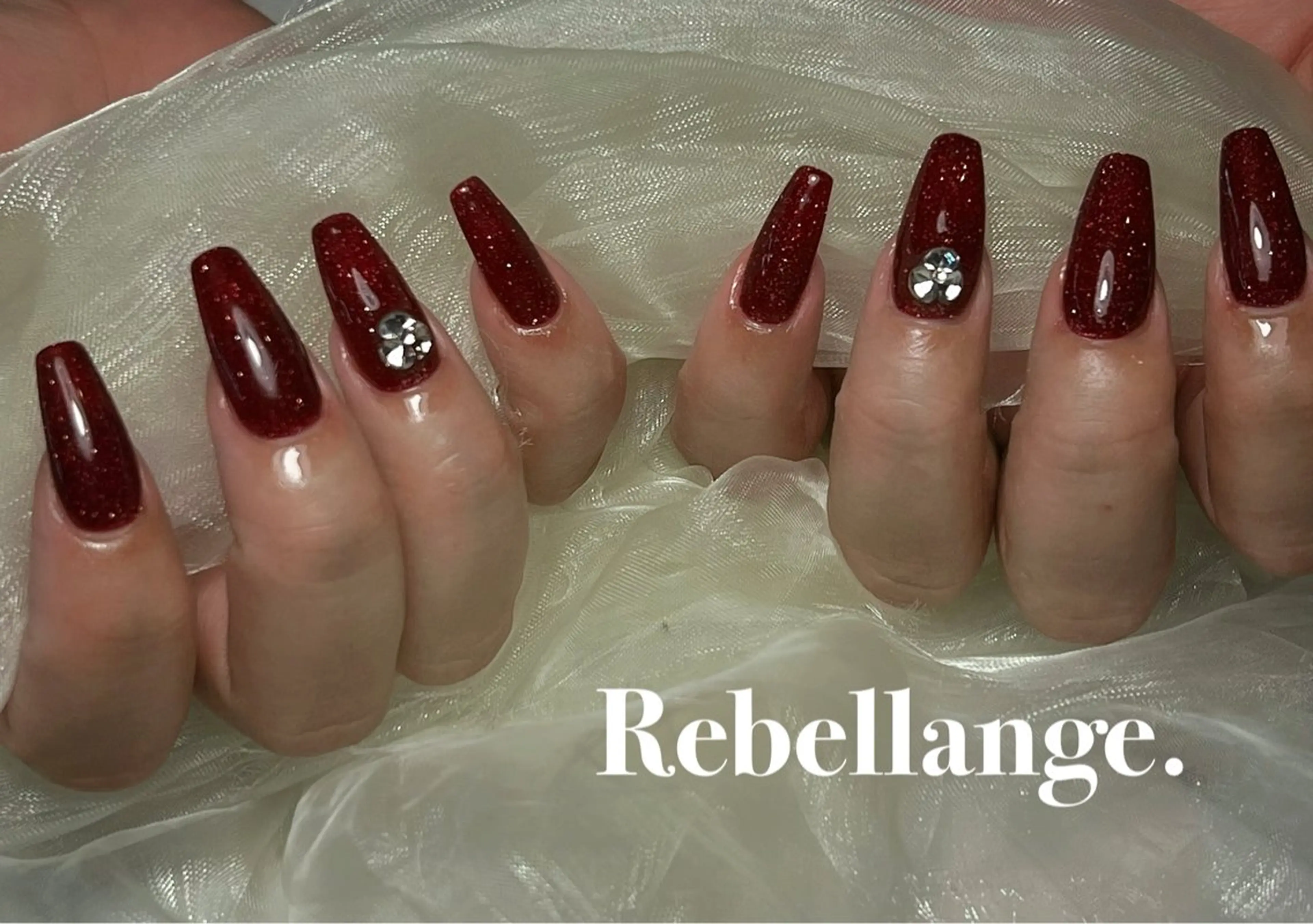 ネイル ハンドネイル Rebellange n.のネイルデザイン