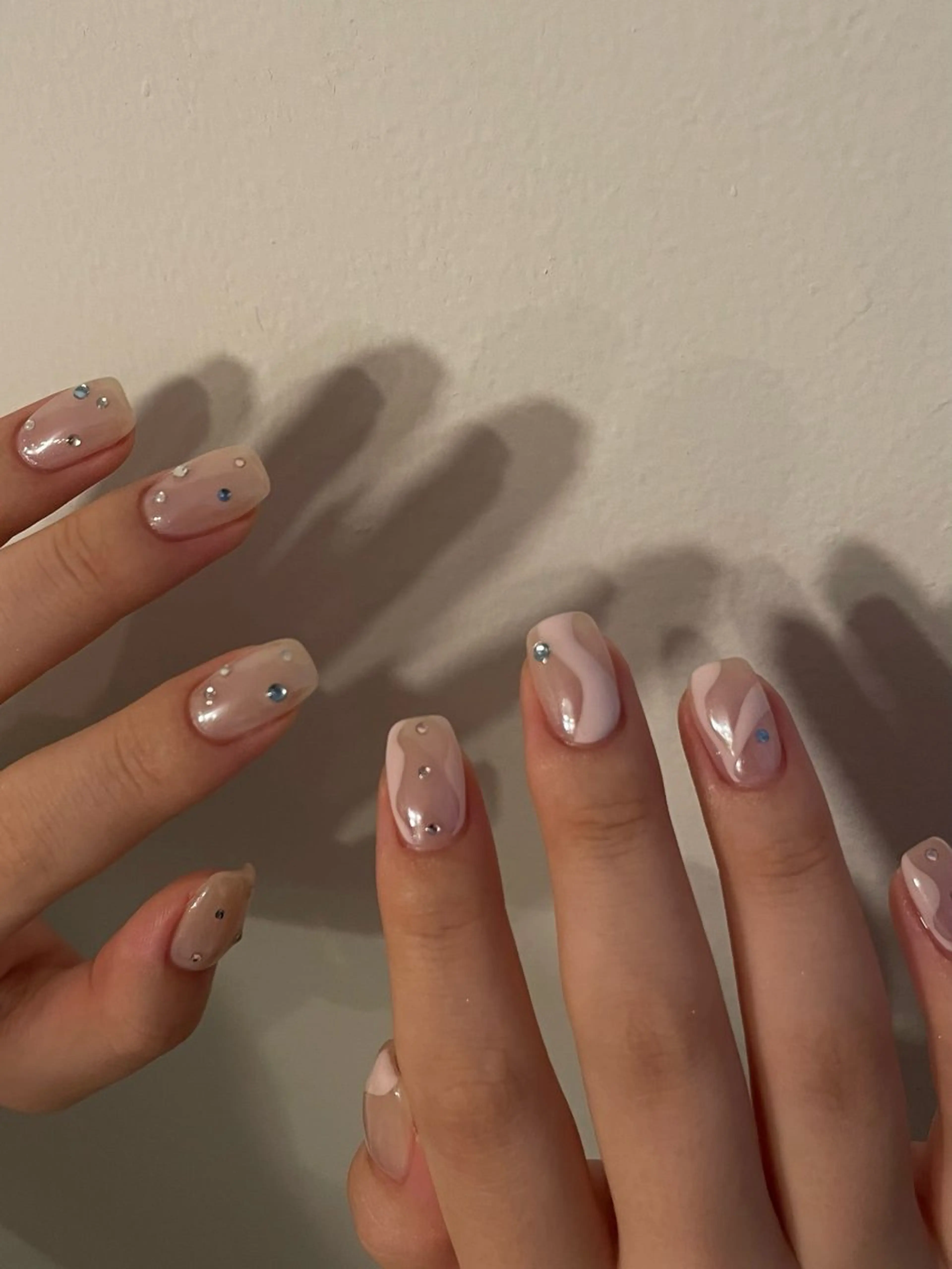 ネイル ストーンネイル ハンドネイル roof nailのネイルデザイン