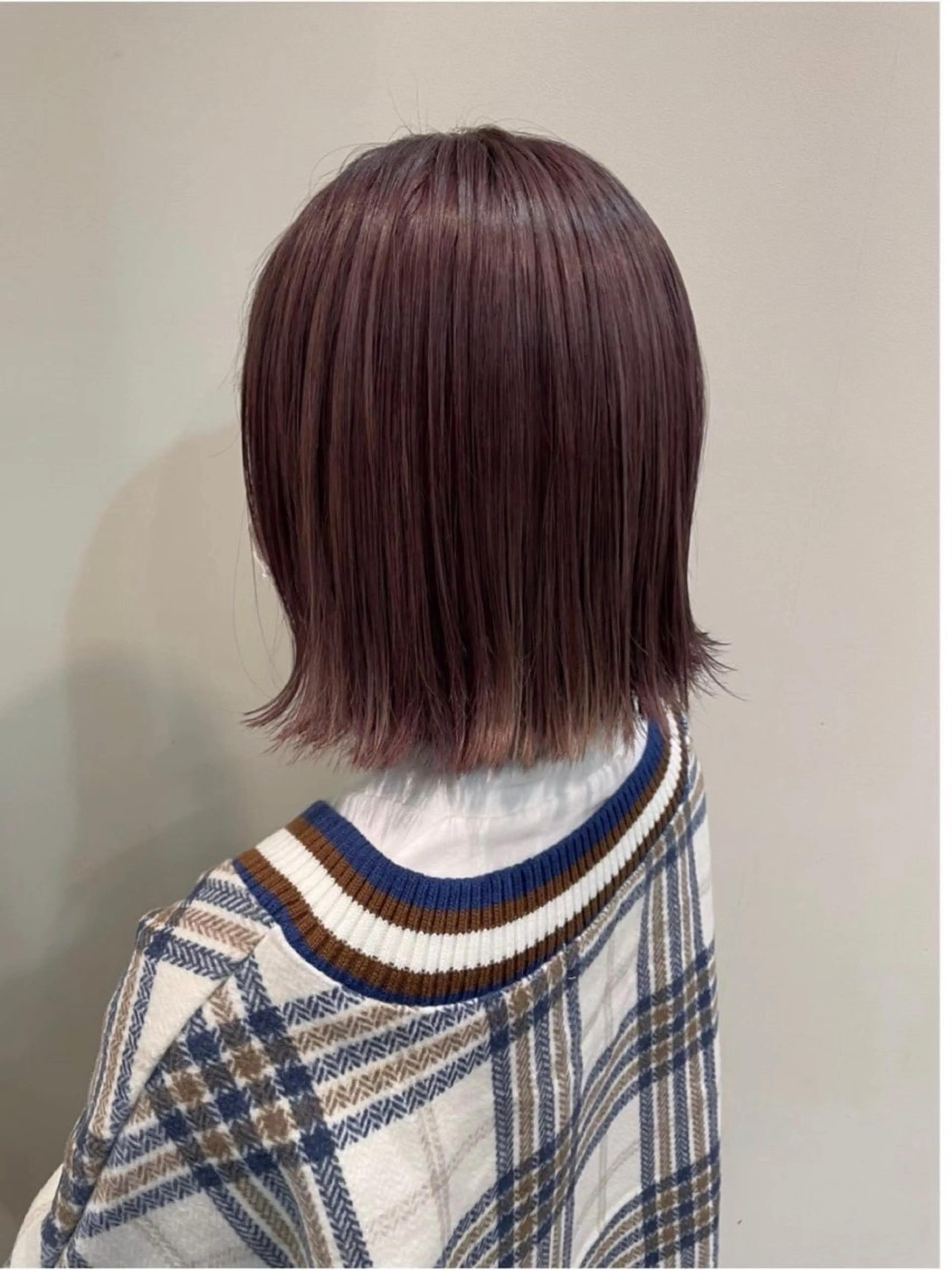ミディアム 岩岡 つなみのヘアスタイル