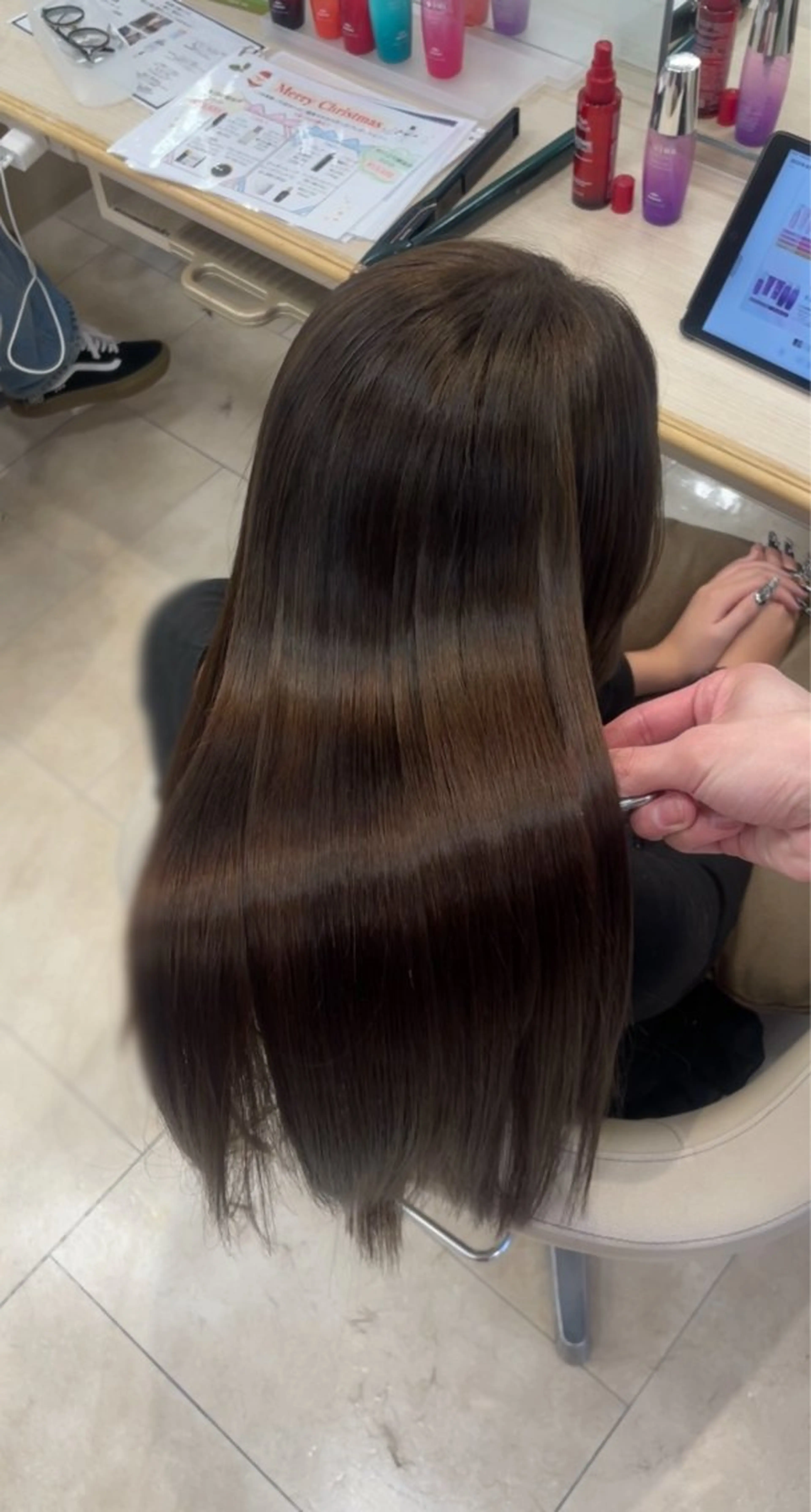 ロング シャドウパーマ／骨格 矯正カット　トモキのヘアスタイル