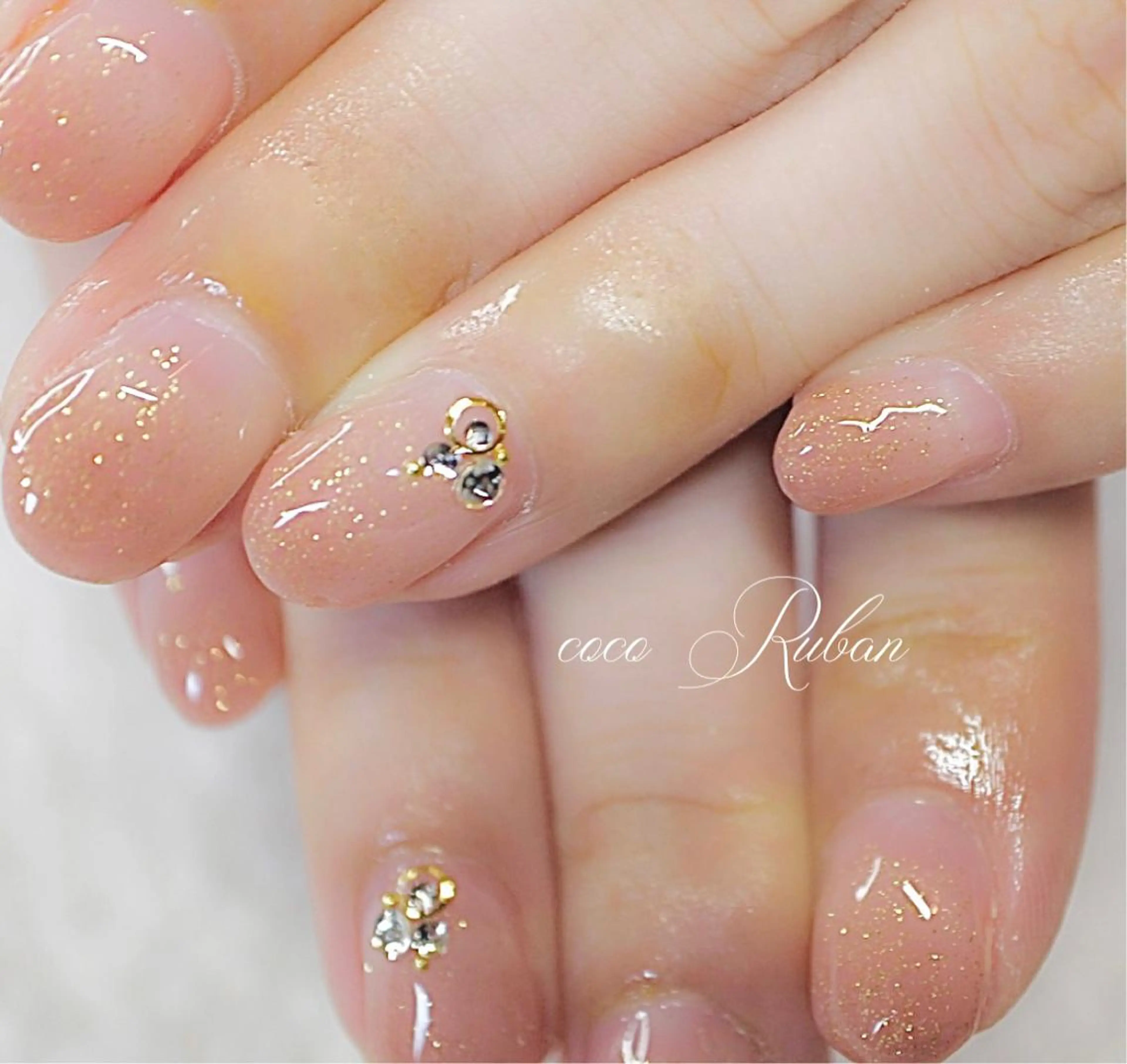 ネイル 自爪育成ネイルサロン ココリュバンのネイルデザイン