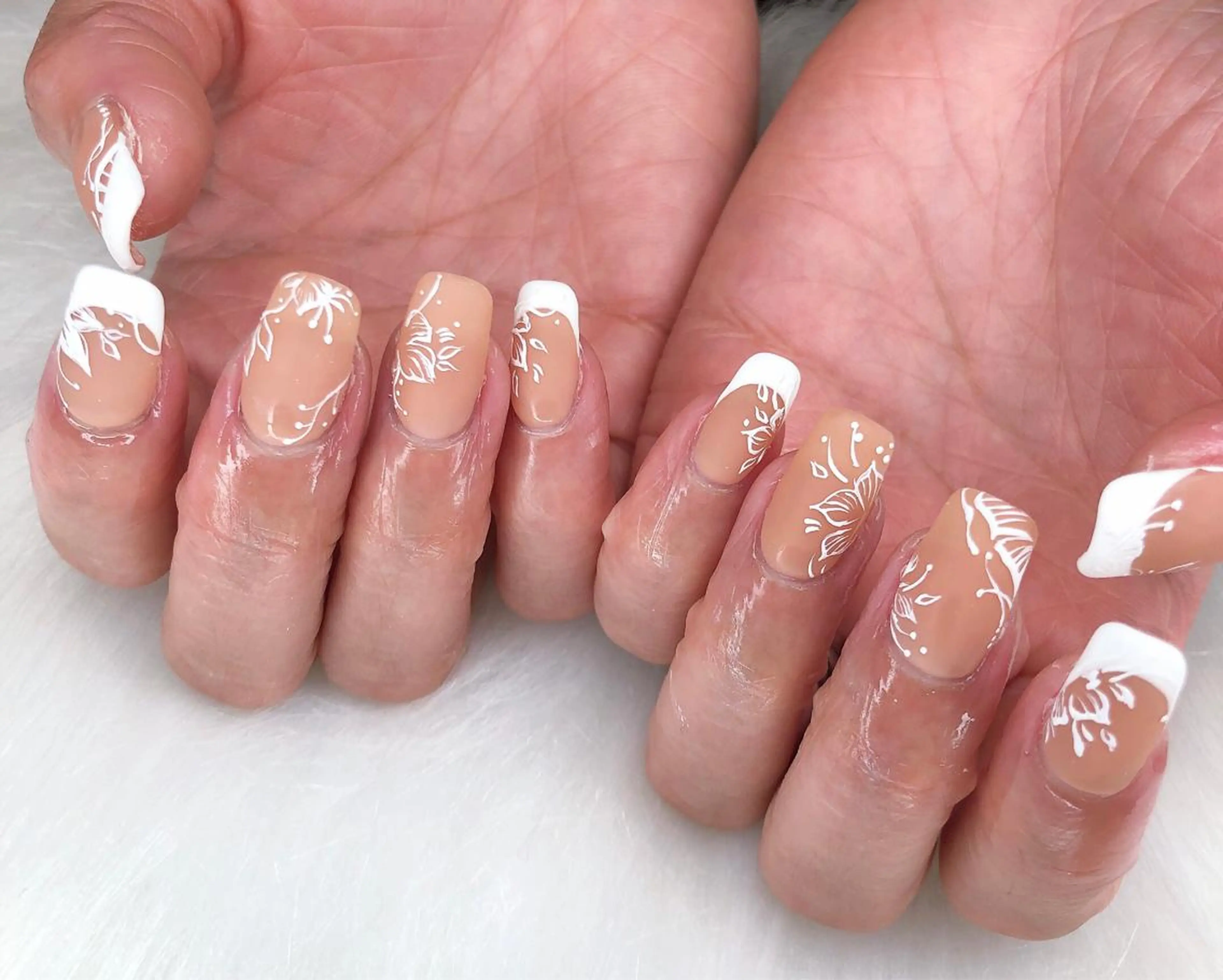 ネイル Silent 話さないネイルサロンのネイルデザイン