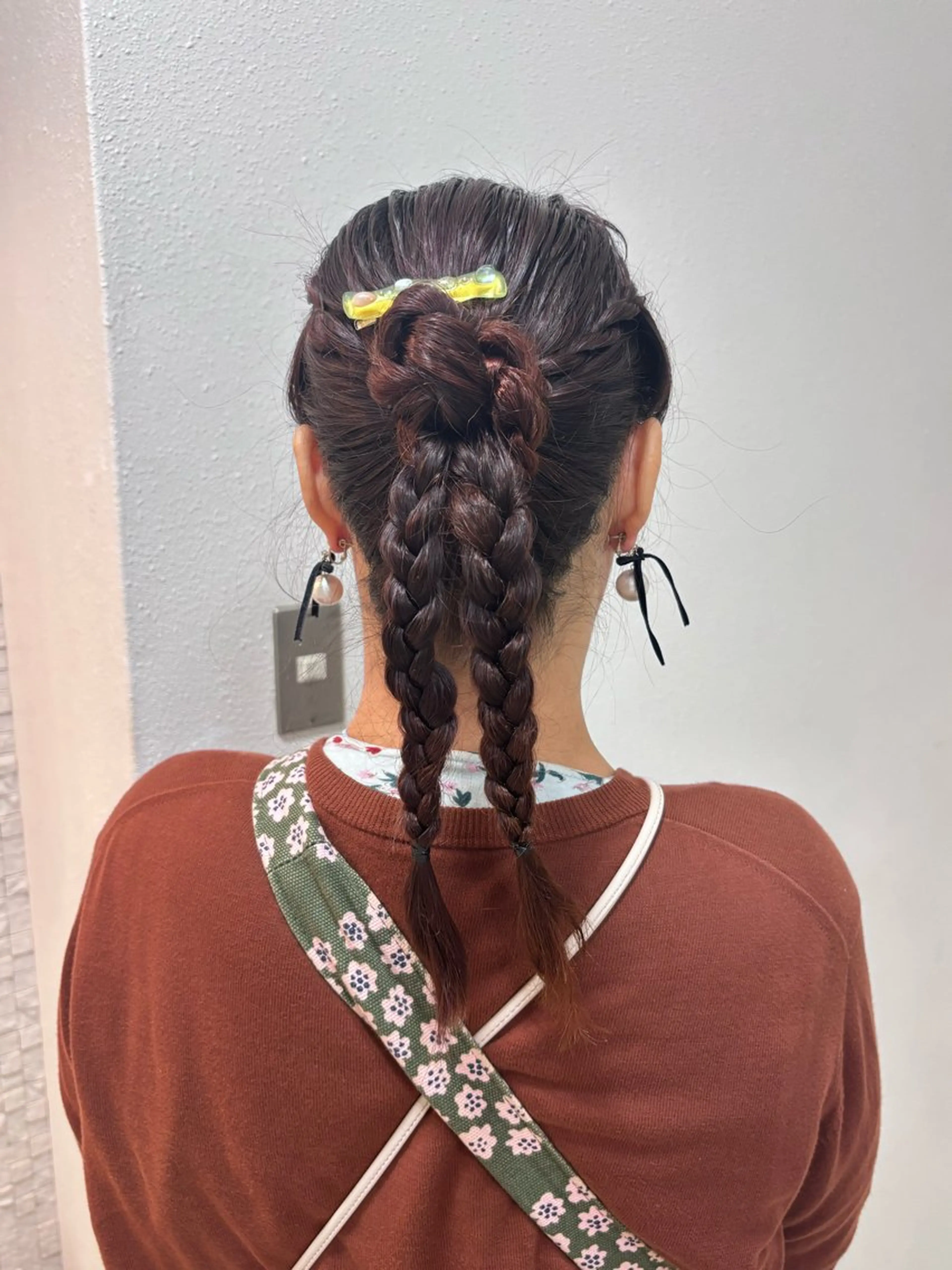 ミディアム ヘアアレンジ ハイトーン/レイヤー /ヘアセット心海のヘアスタイル