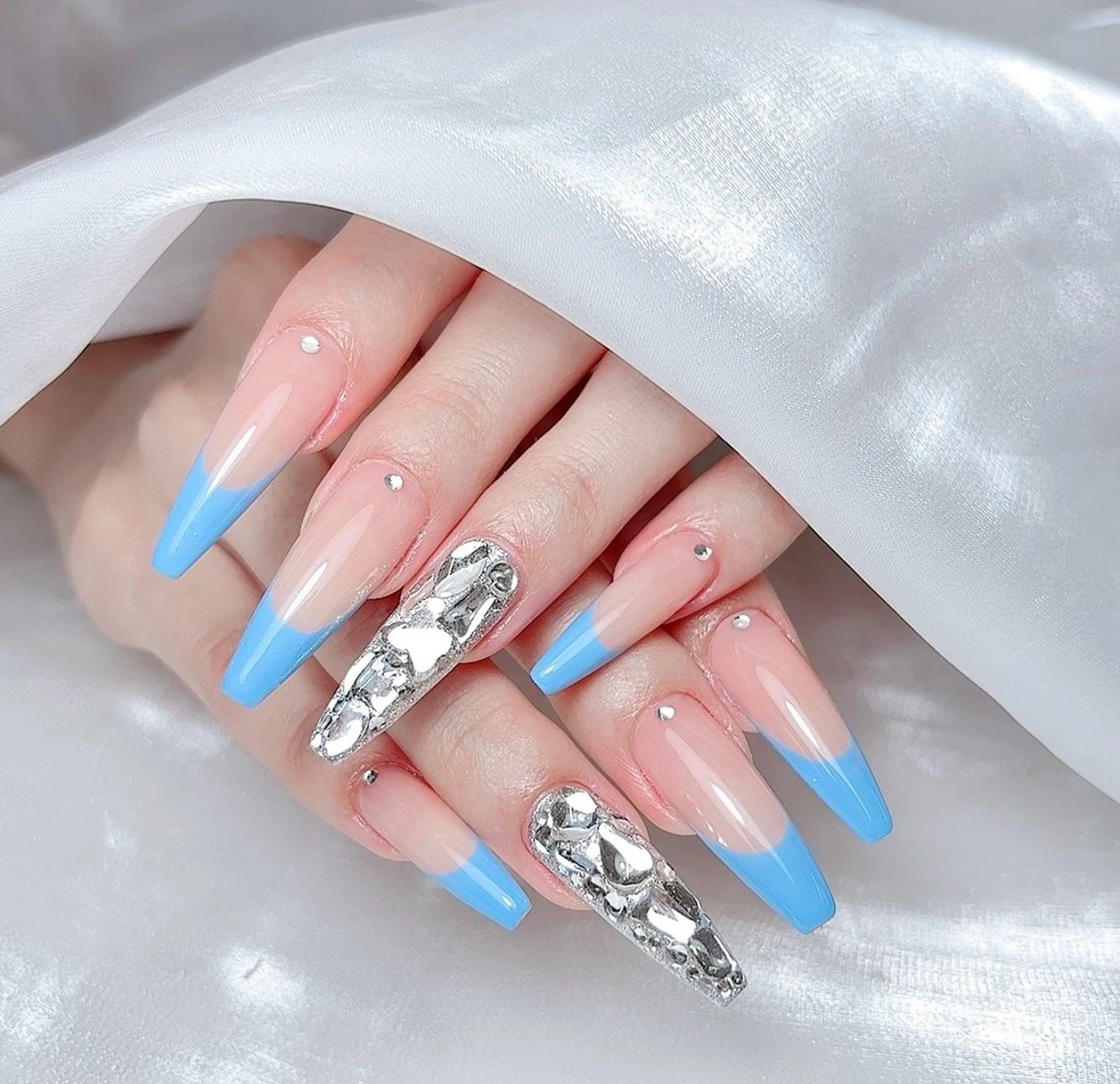 ネイル 🎀Ｍ nails✨ ビューティーのネイルデザイン