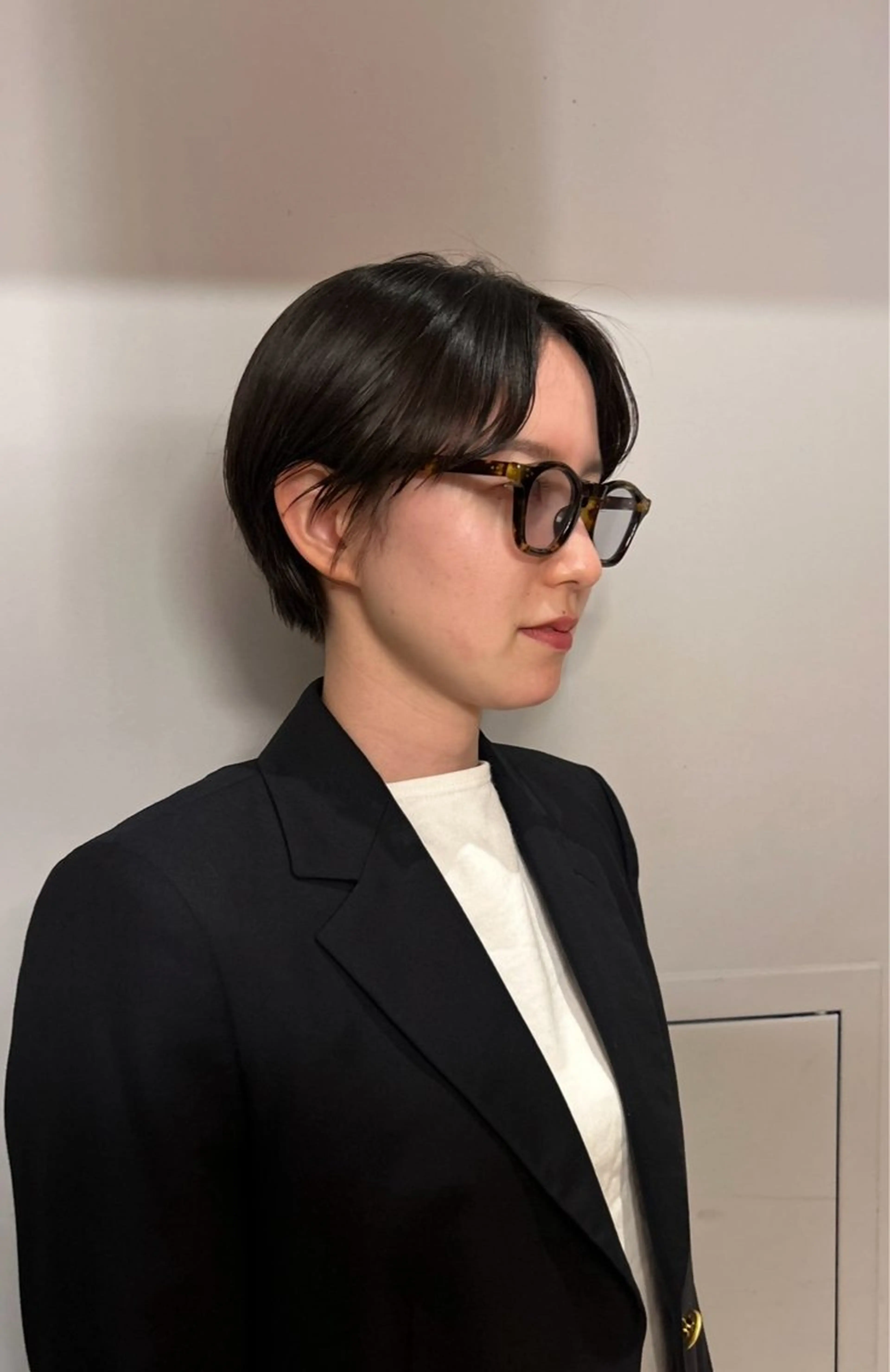 ショート レイヤーカット 🫧kotoneのヘアスタイル