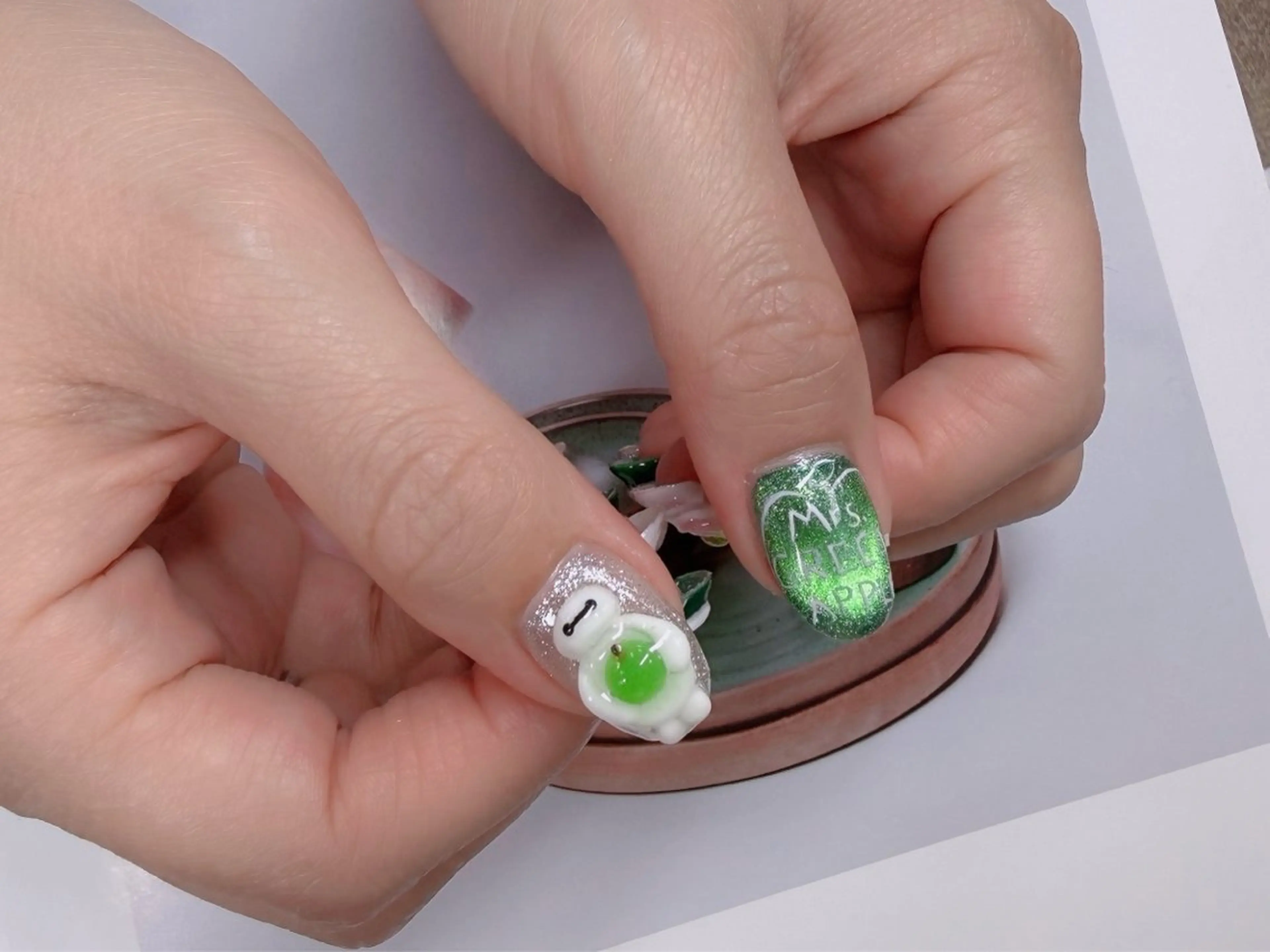 ネイル ハンドネイル Mira Nail Studioのネイルデザイン