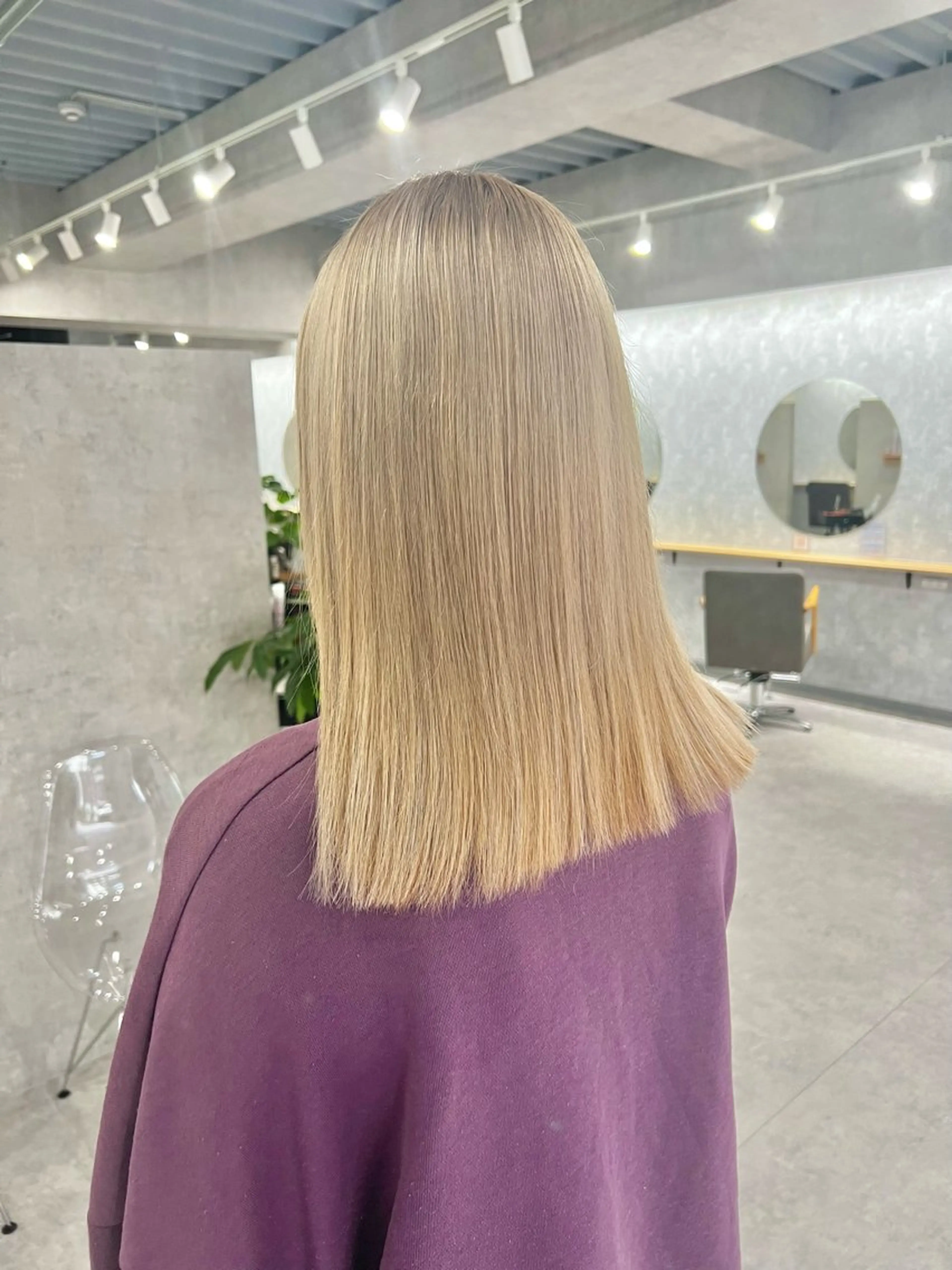 ミディアム ヘアカラー Kazusa/艶髪 /ハイトーン🌈のヘアスタイル