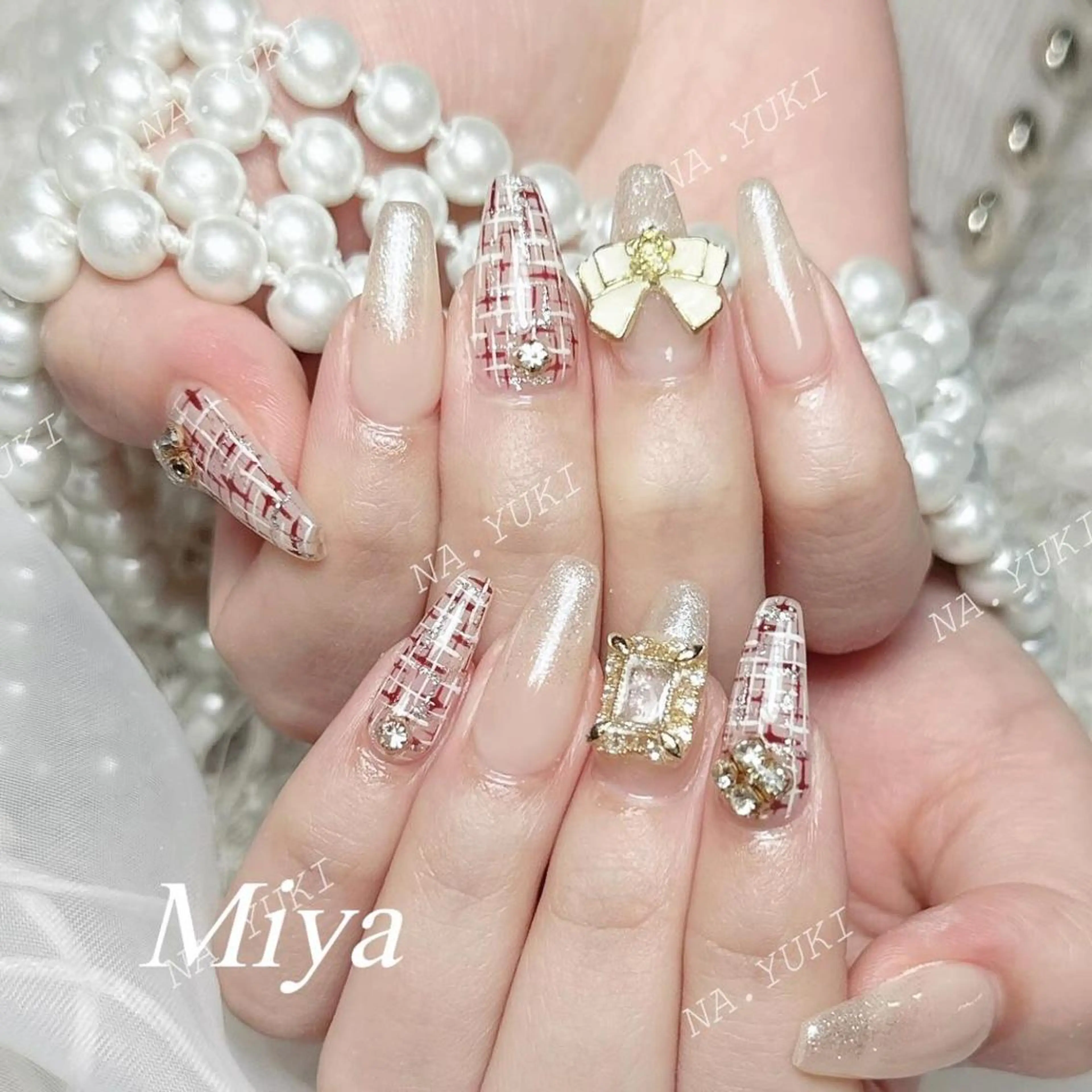 ネイル ハンドネイル 🌷 Mooning 🌷のネイルデザイン