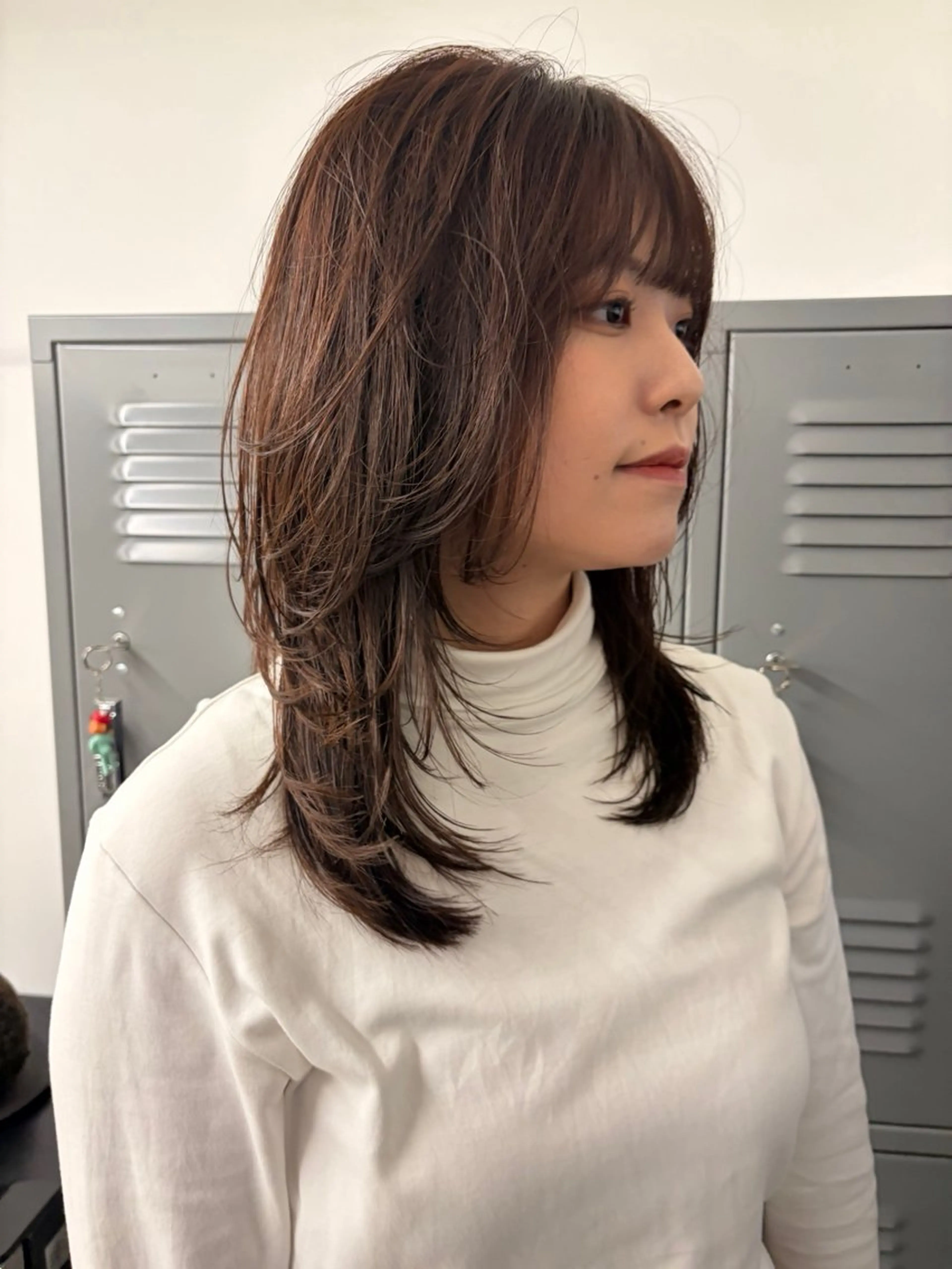 セミロング カラー ブラウンカラー 透明感カラー レイヤーカット カット ヘアカラー トリートメント cana 札幌レイヤースタイルのヘアスタイル