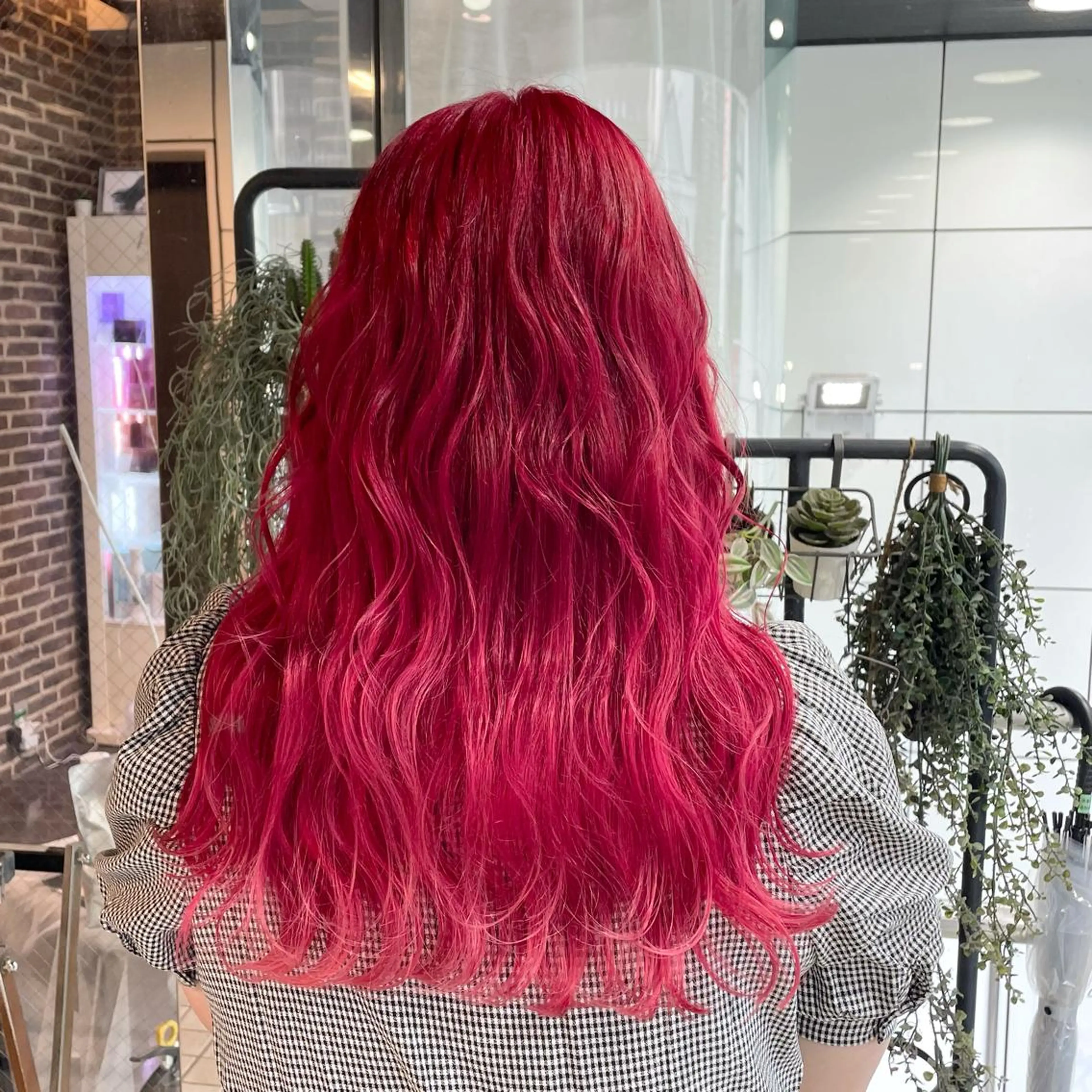 ロング カラー ピンクカラー ローズカラー aya/小顔レイヤー /柔らかカラーのヘアスタイル