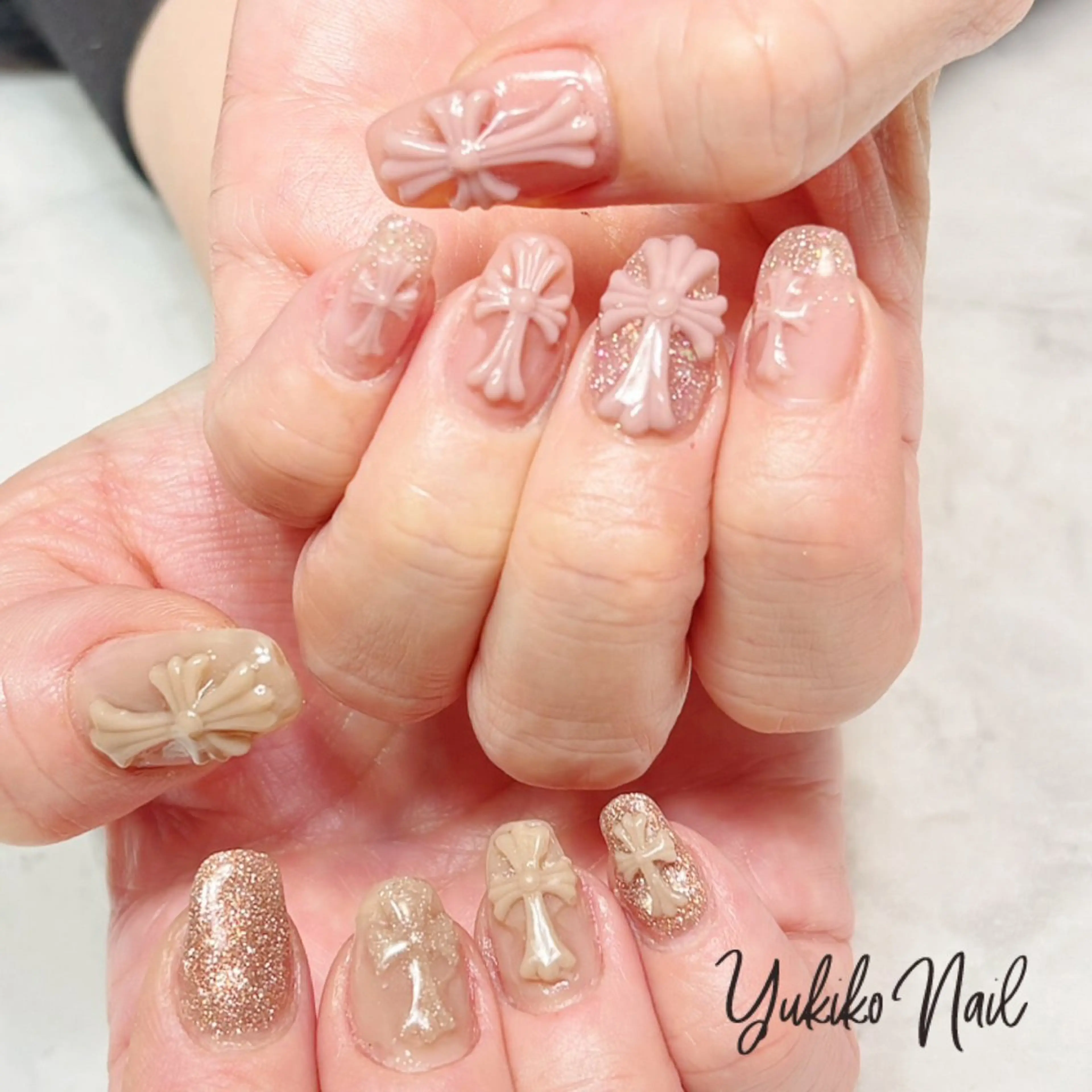 ネイル ジェルネイル キラキラネイル ハンドネイル ユキコ ネイルのネイルデザイン