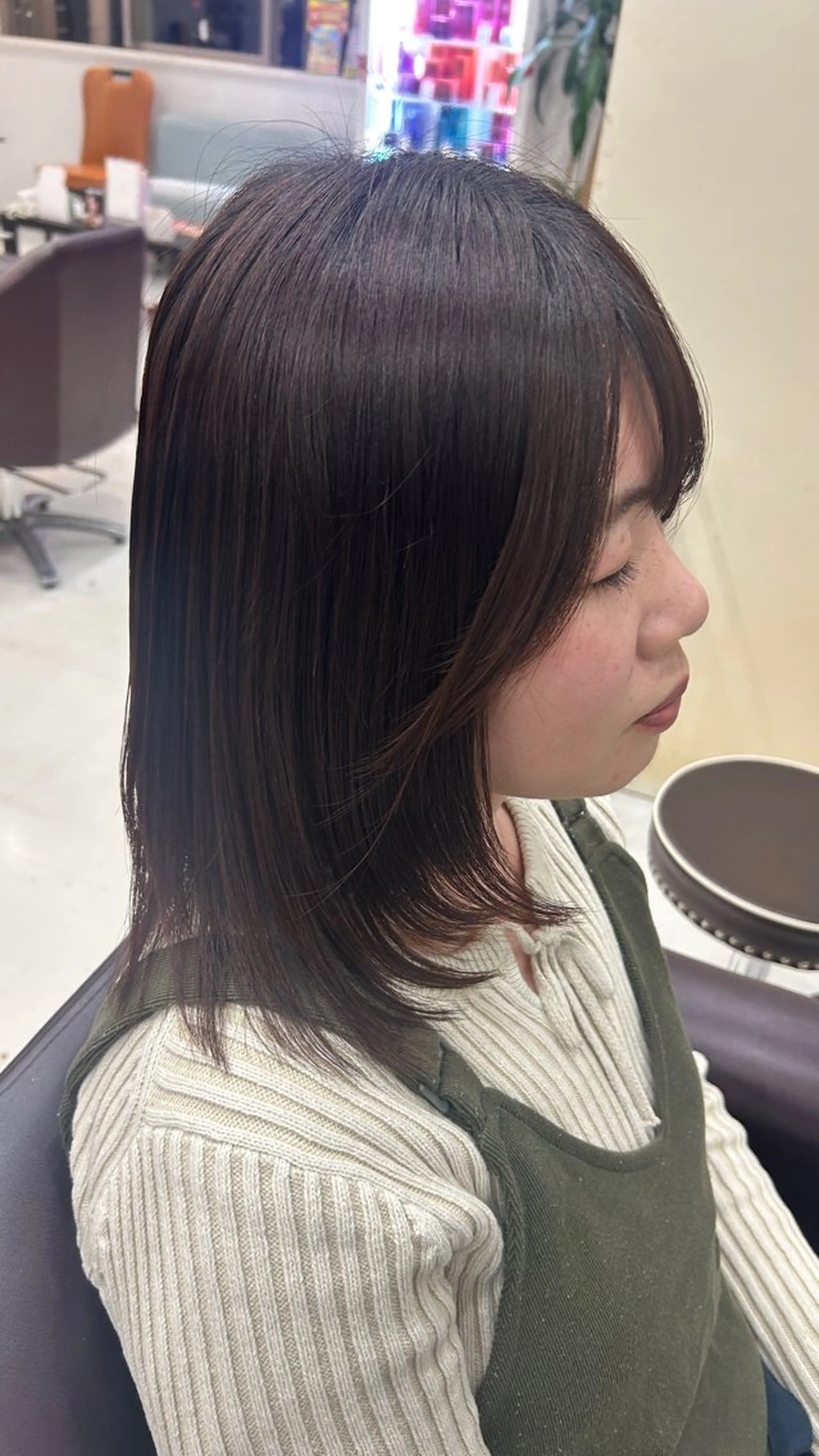 ミディアム 保科 椎奈のヘアスタイル