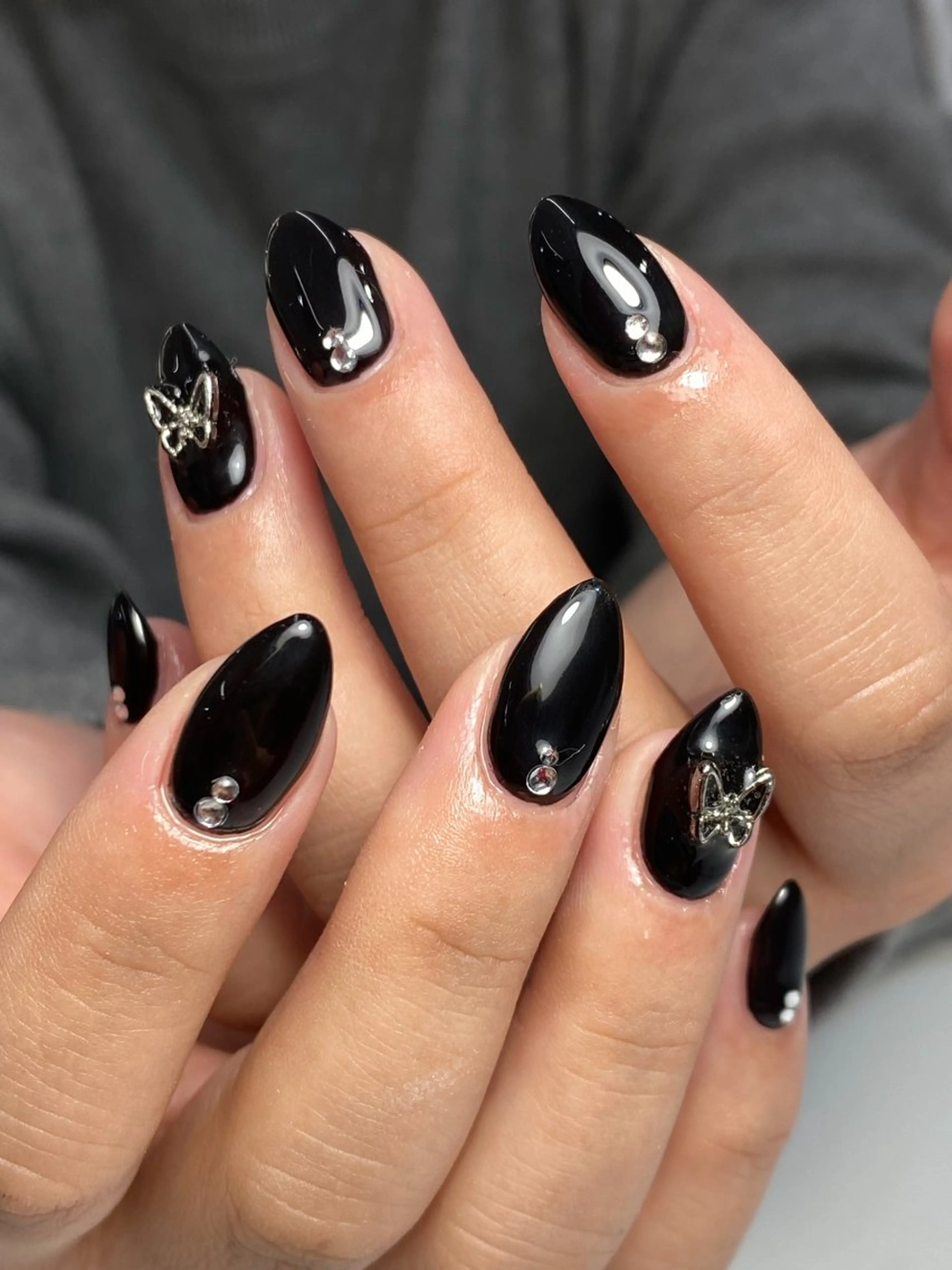 ネイル ハンドネイル Li'a AYAKAのネイルデザイン