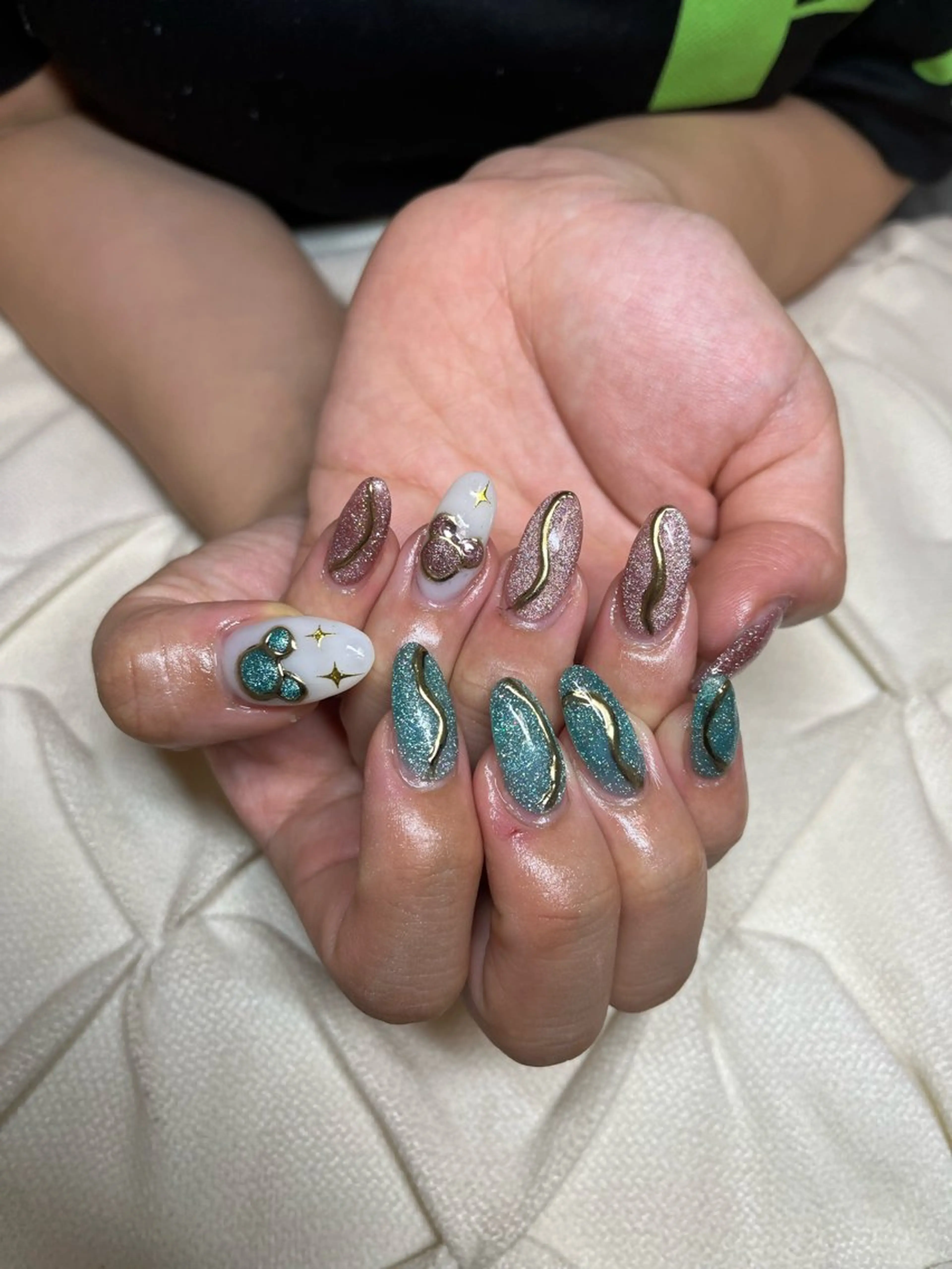ネイル ハンドネイル nail.salon .Reversalのネイルデザイン