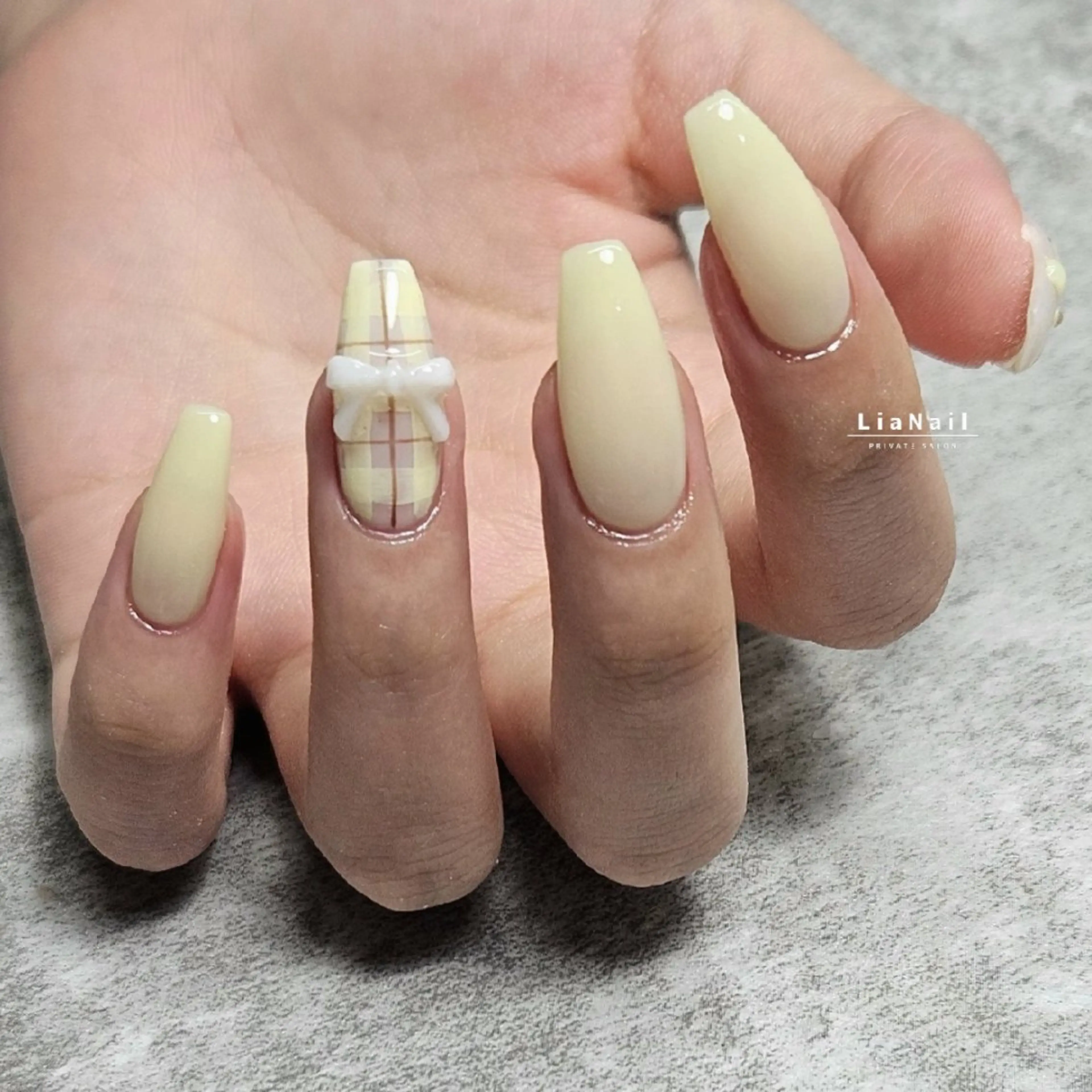 ネイル ハンドネイル Lia Nailのネイルデザイン