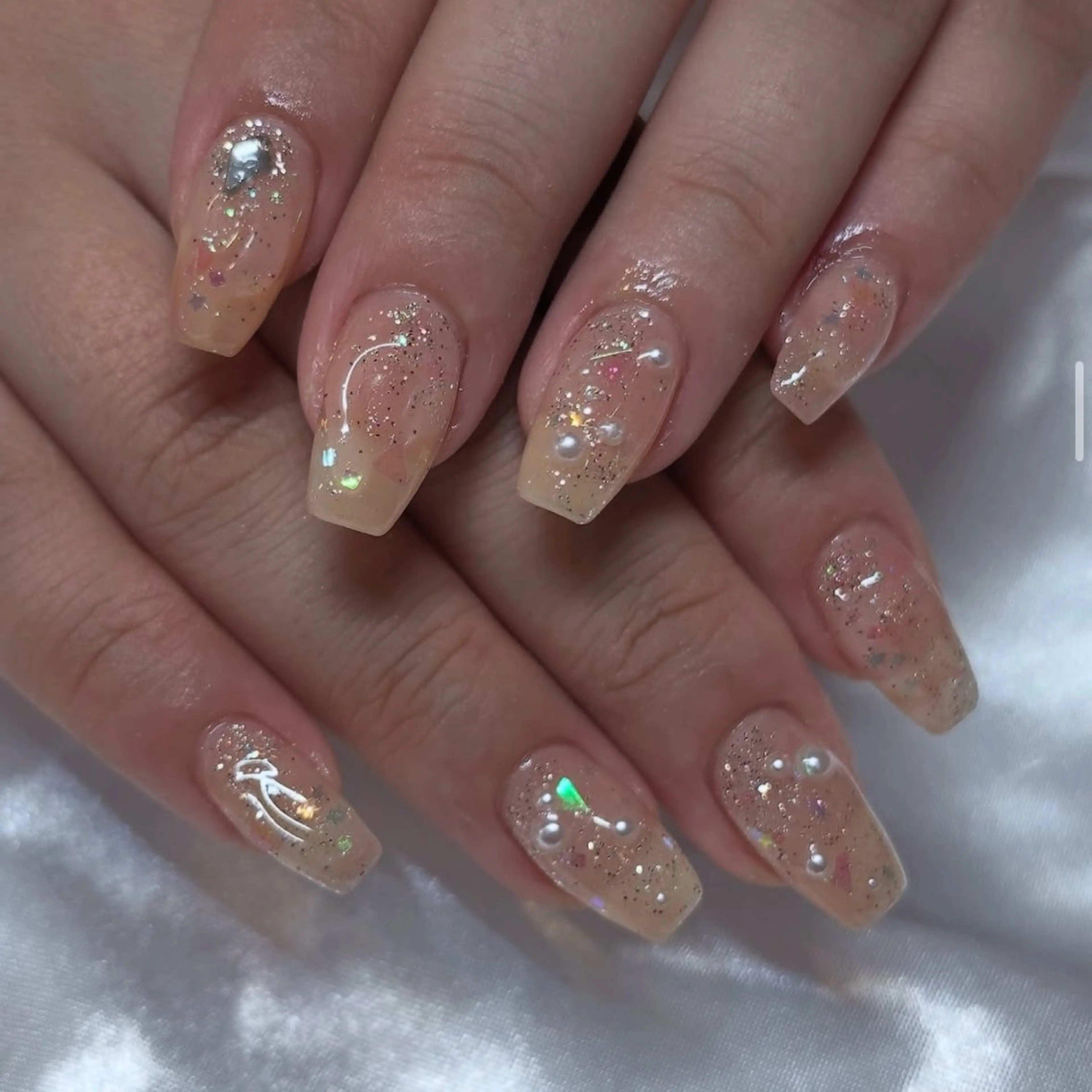 ネイル ニュアンスネイル ぷっくりネイル ハンドネイル Babel京橋店所属・Babel yuzukiのネイルデザイン