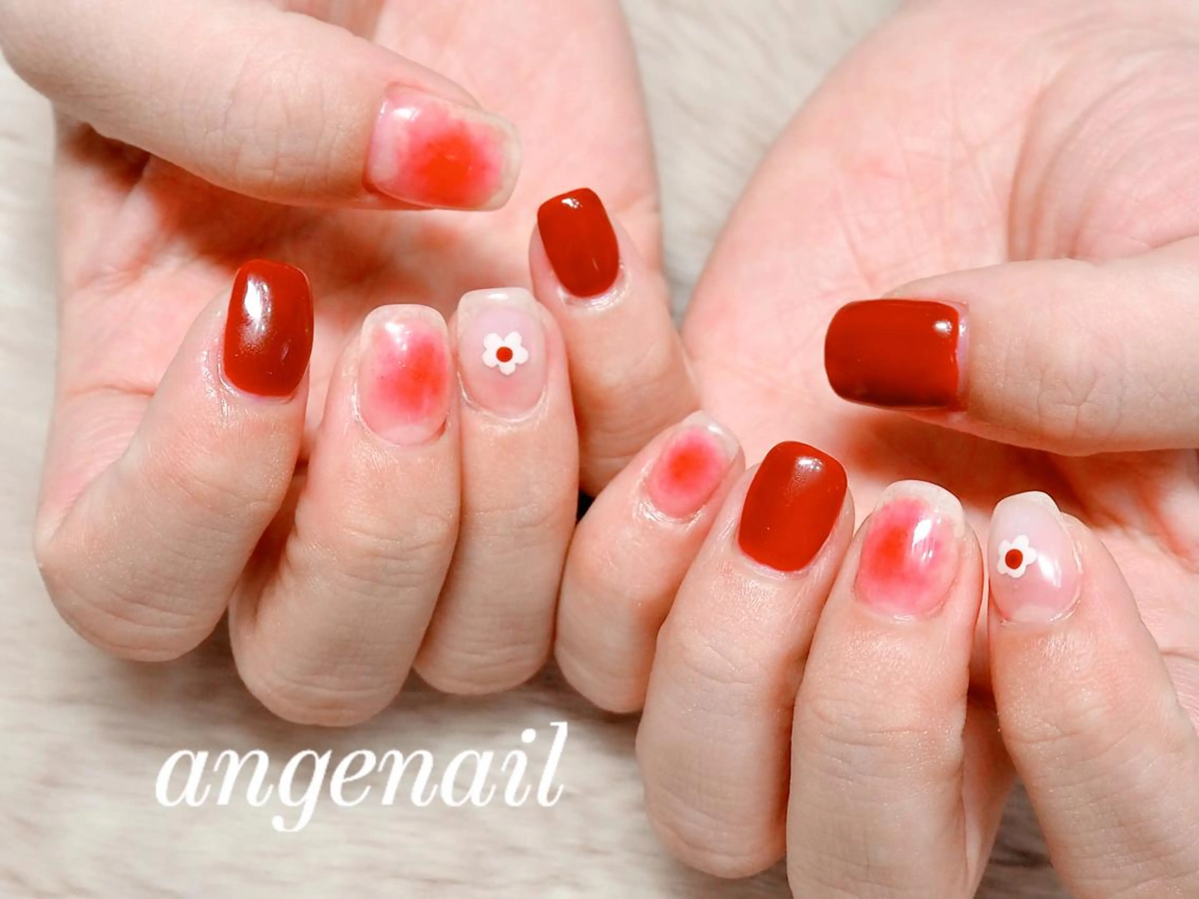 ネイル ハンドネイル オーナーネイリスト MAKIのネイルデザイン