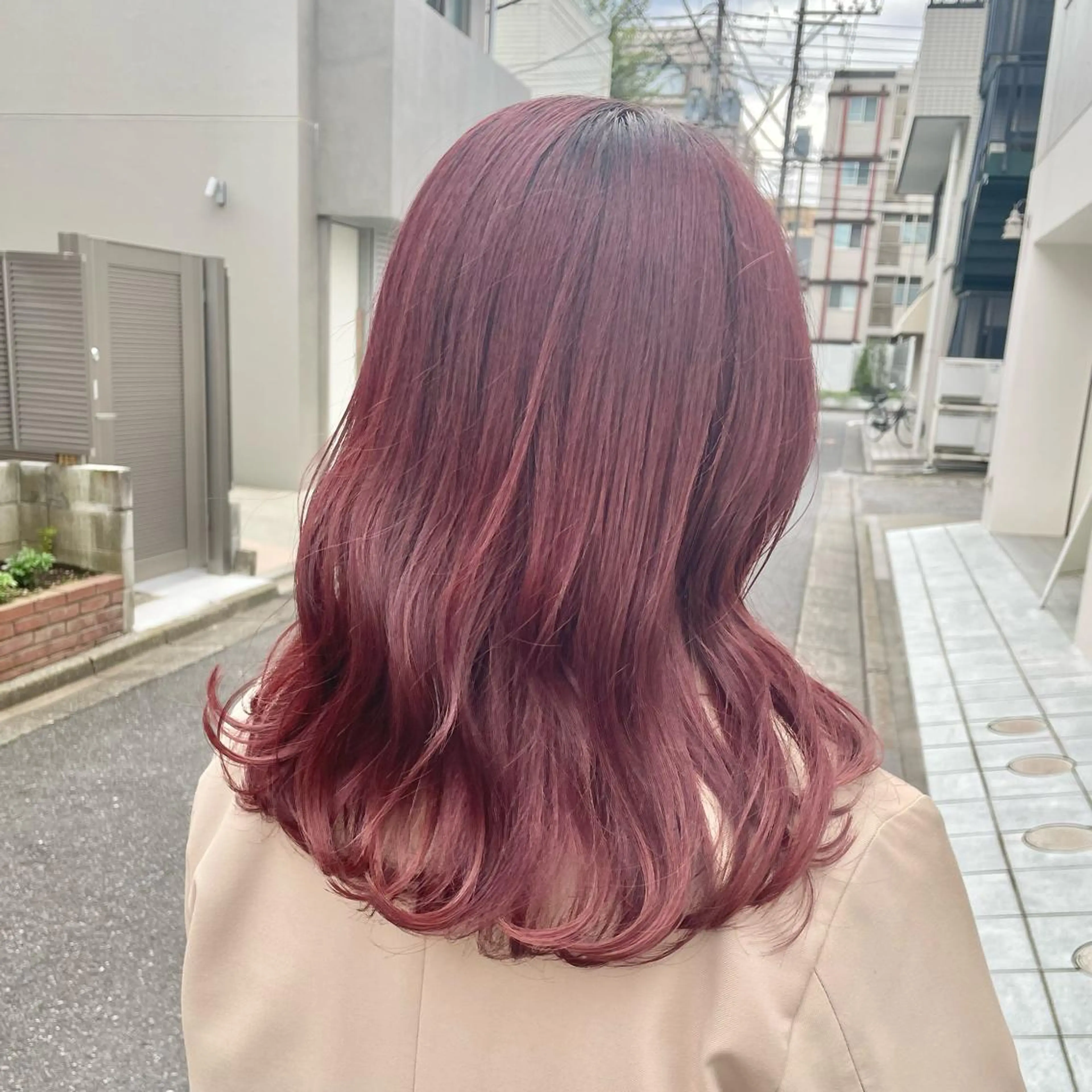 ミディアム カラー ブリーチ ピンクカラー カット ヘアカラー トリートメント kitin  吉祥寺 山岸花のヘアスタイル