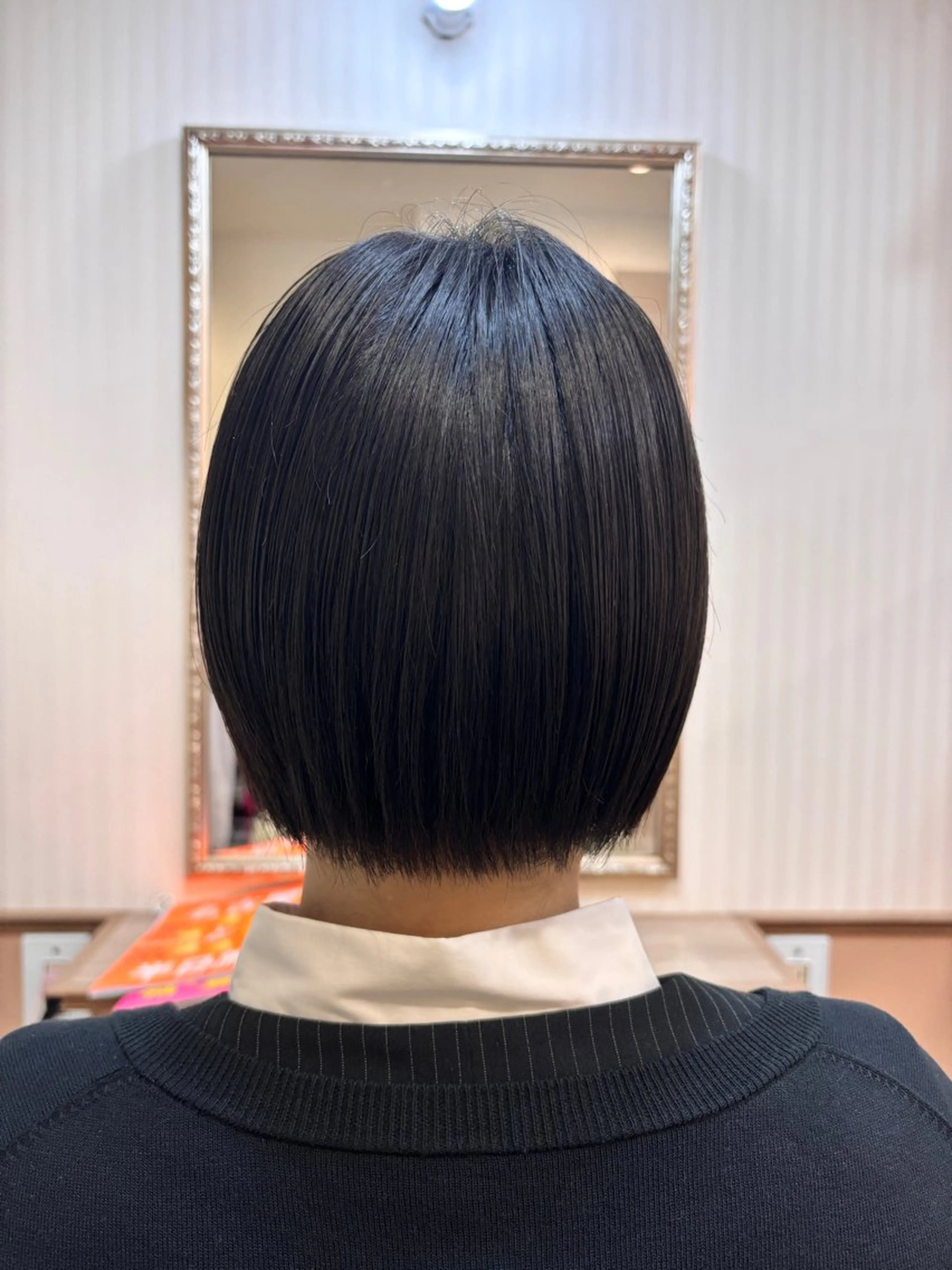 ショート シンセティックヘアデザイン所属・吉井 愛のヘアスタイル