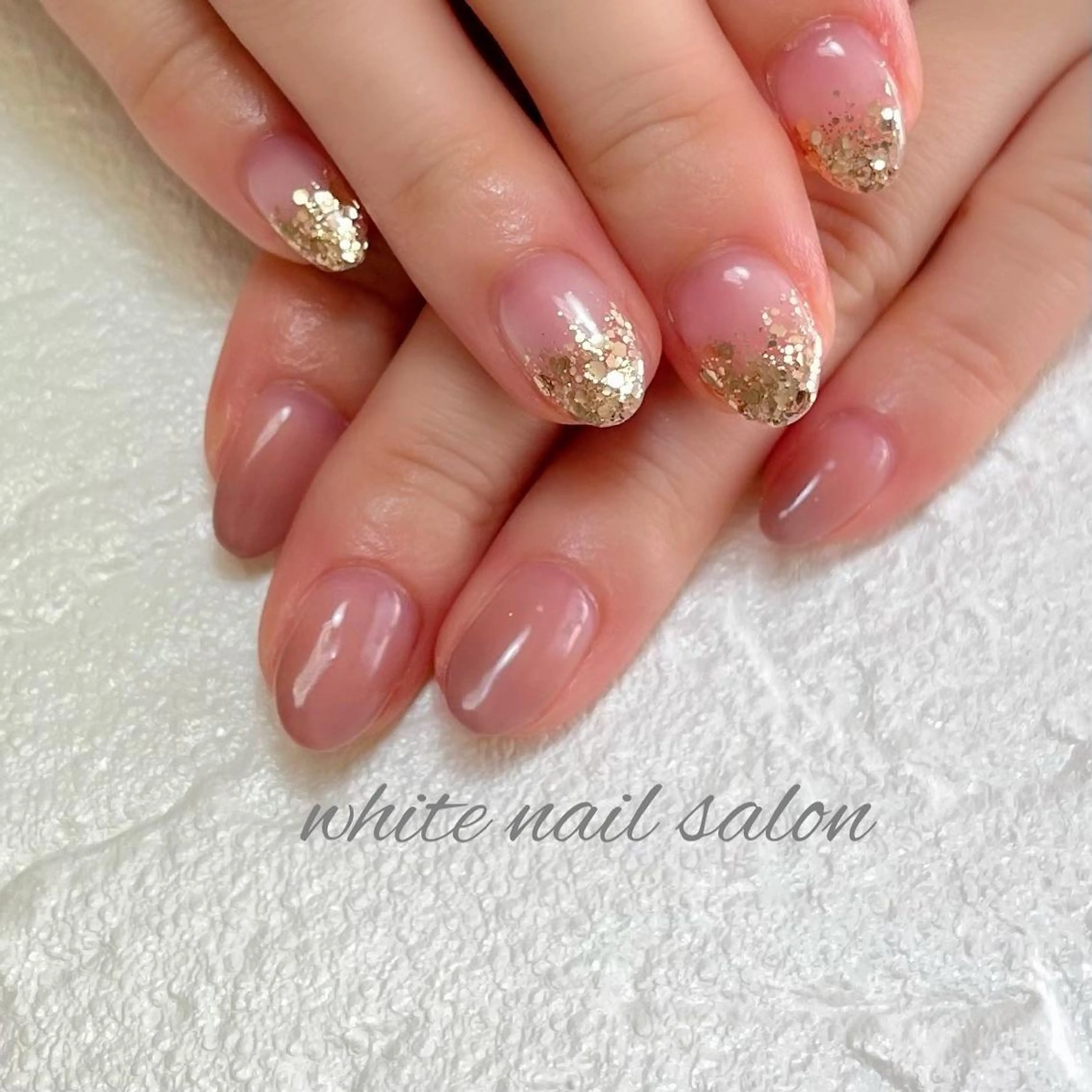 ネイル フットネイル ジェルネイル ハードジェル ラメ(グリッター) 持ち込み white nail salonのネイルデザイン