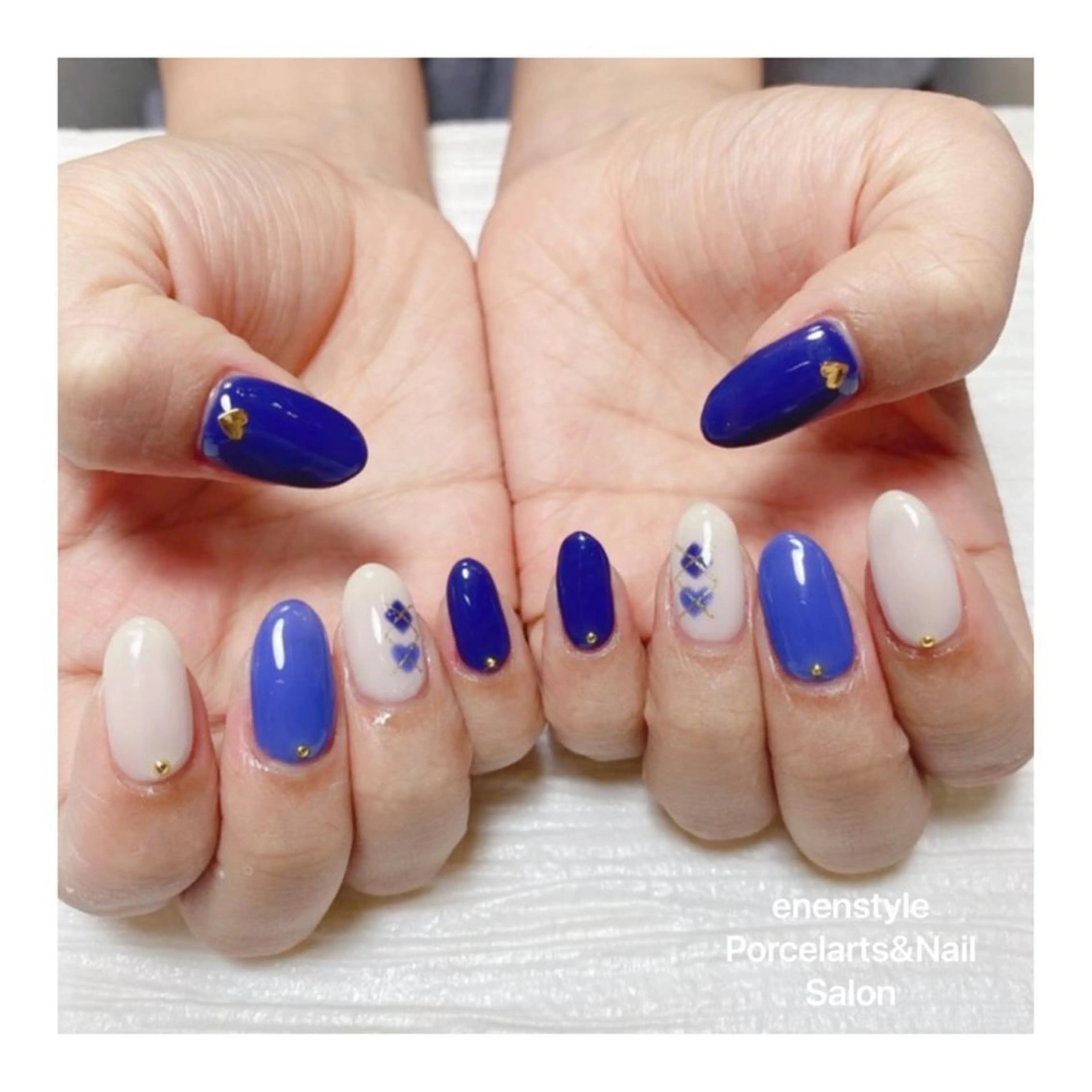 ミディアム ネイル ハンドネイル 👑enen style👑のネイルデザイン