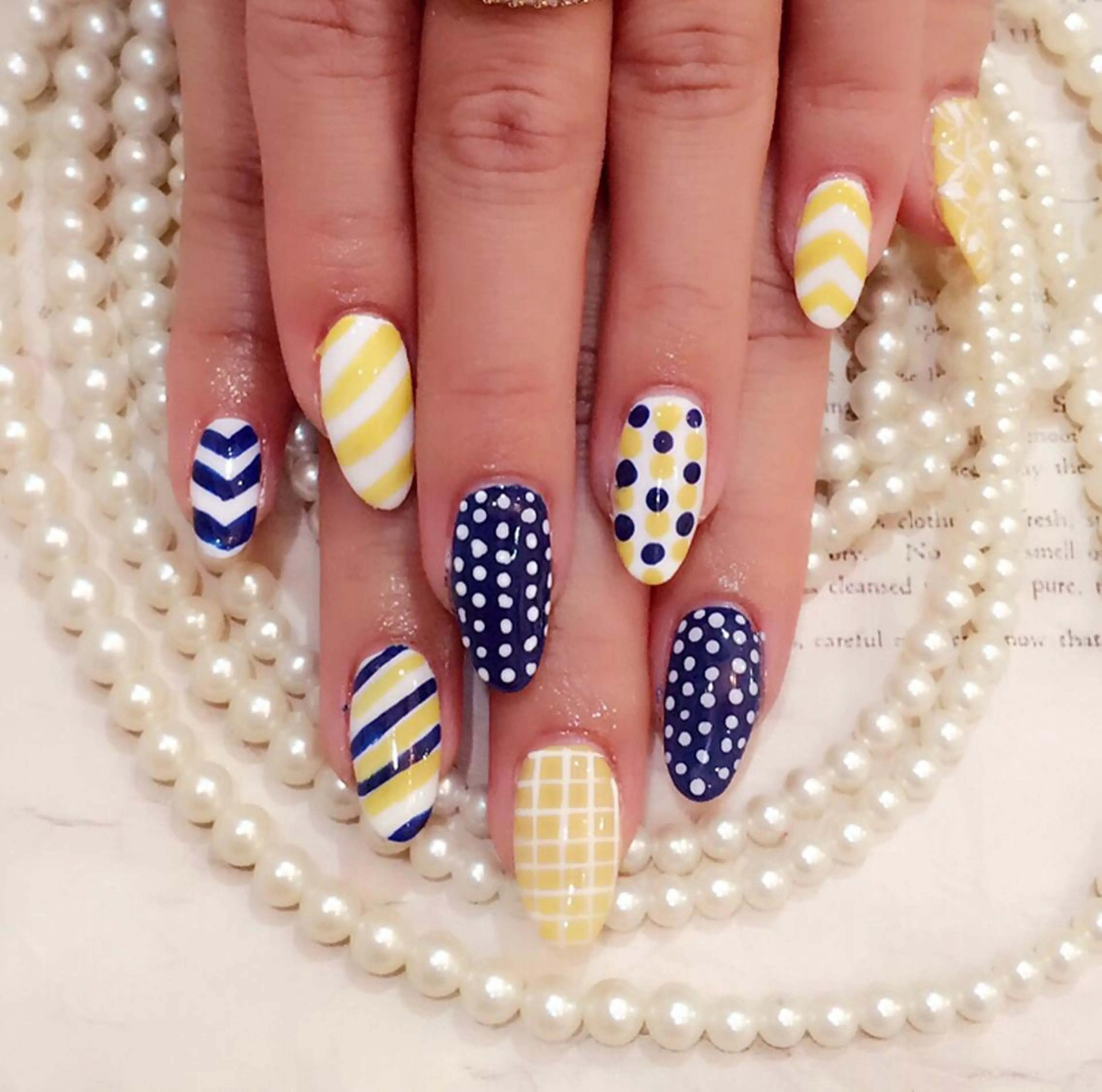 ネイル SINCERELY シンシアリー🌈のネイルデザイン