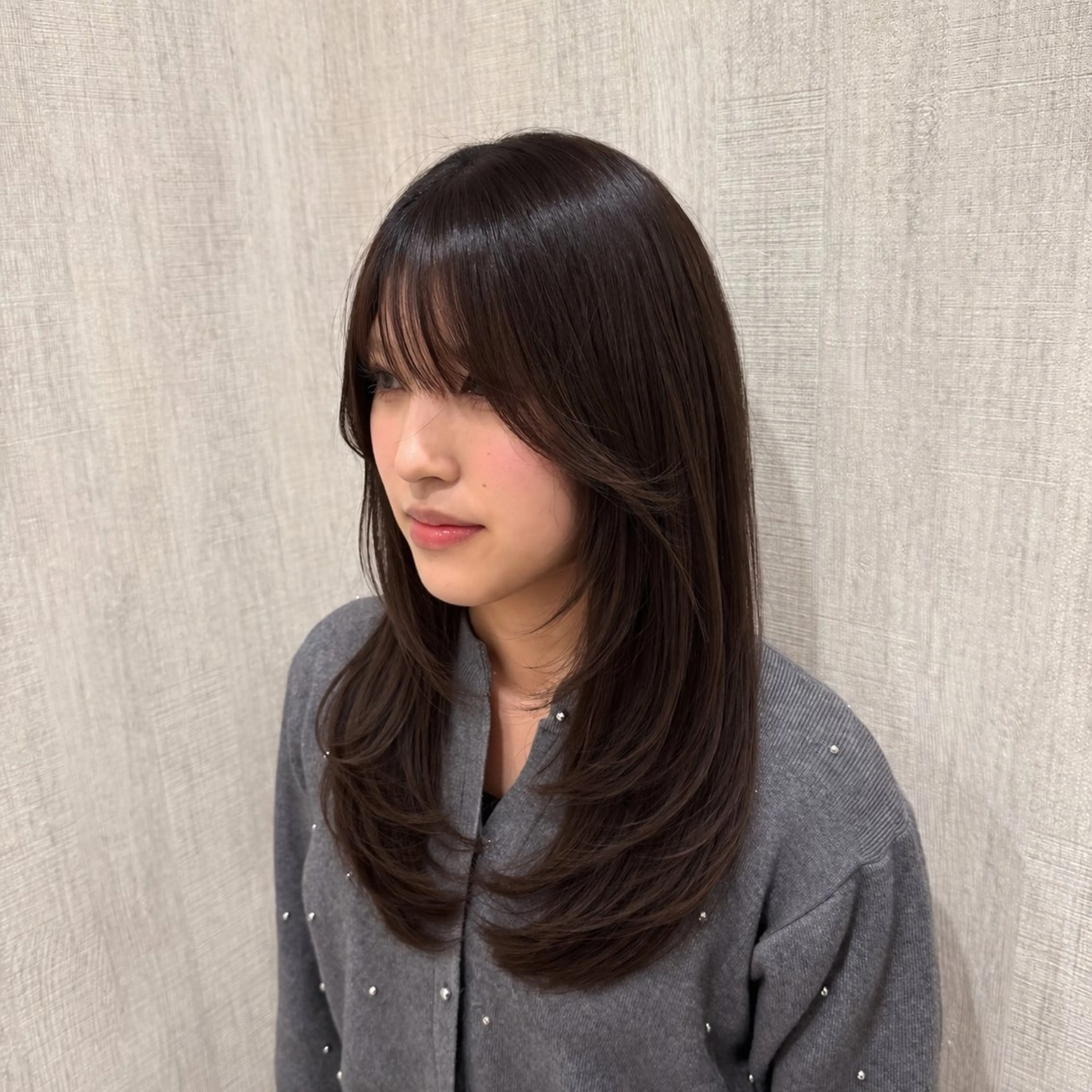 ロング レイヤーカット ロング カット ヘアカラー トリートメント 店長✨レイヤー✖️ 髪質改善✖️韓国ヘアのヘアスタイル