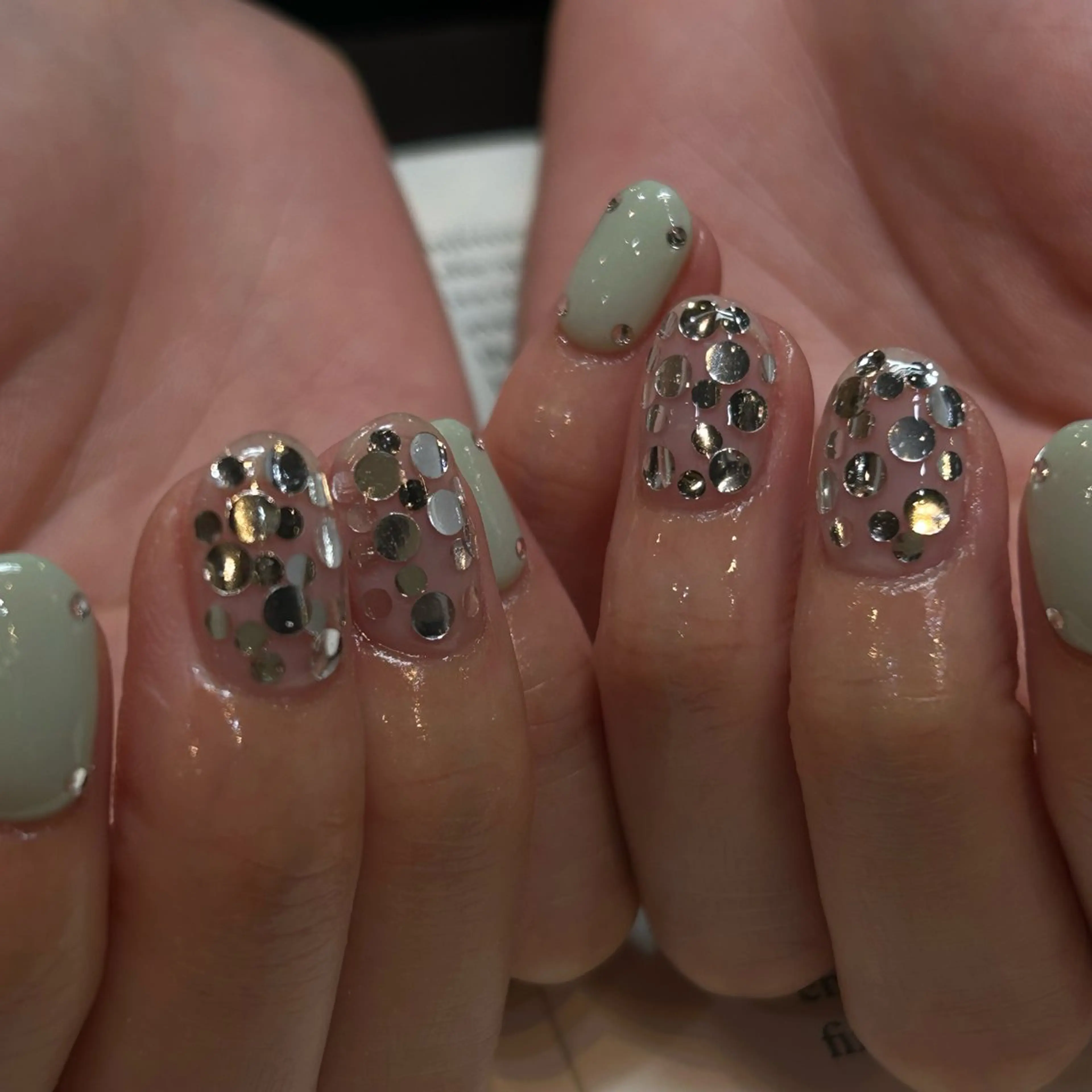 ネイル ホログラムネイル 松下 桃子のネイルデザイン