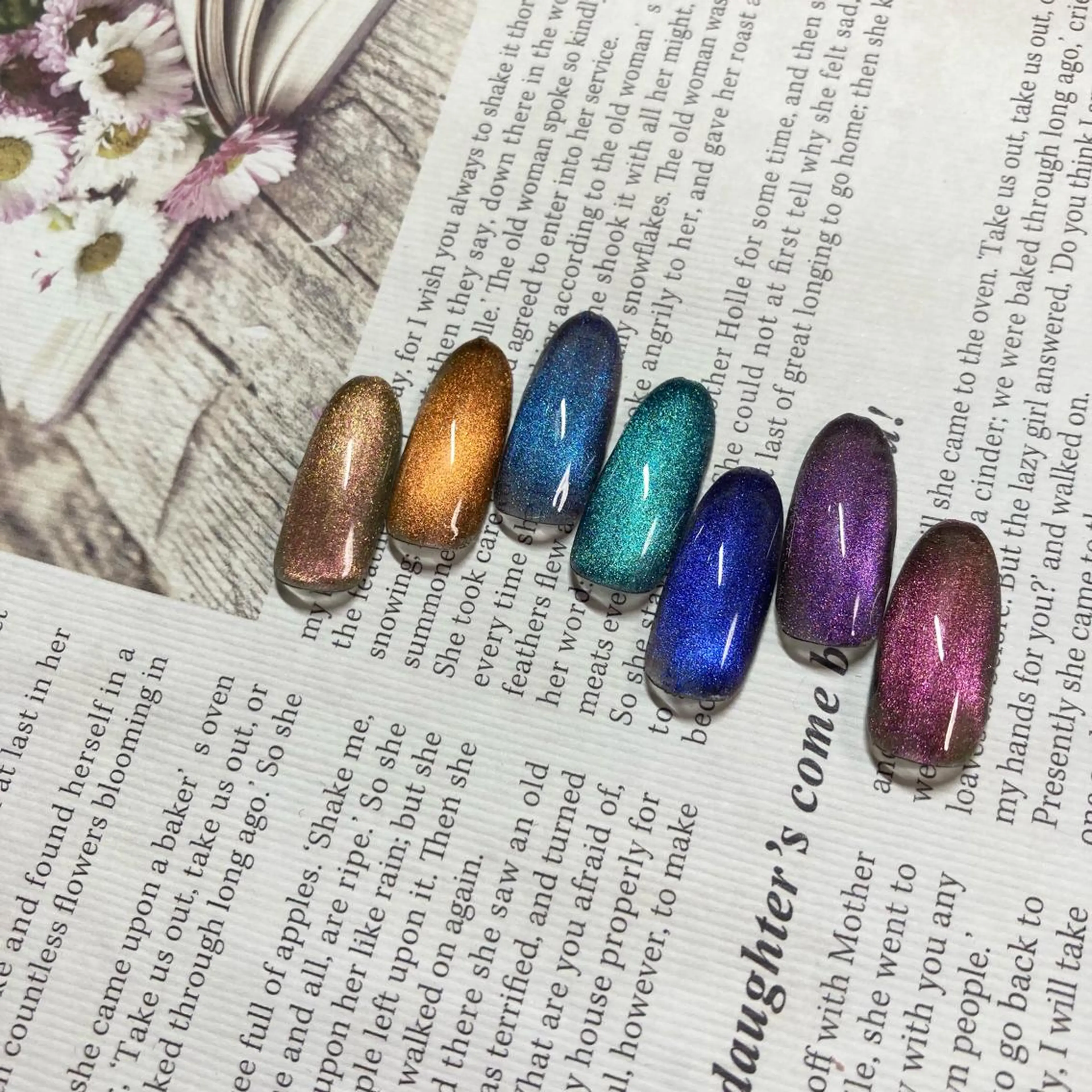 ［オフ・パラジェル込み］マグネットネイルの写真