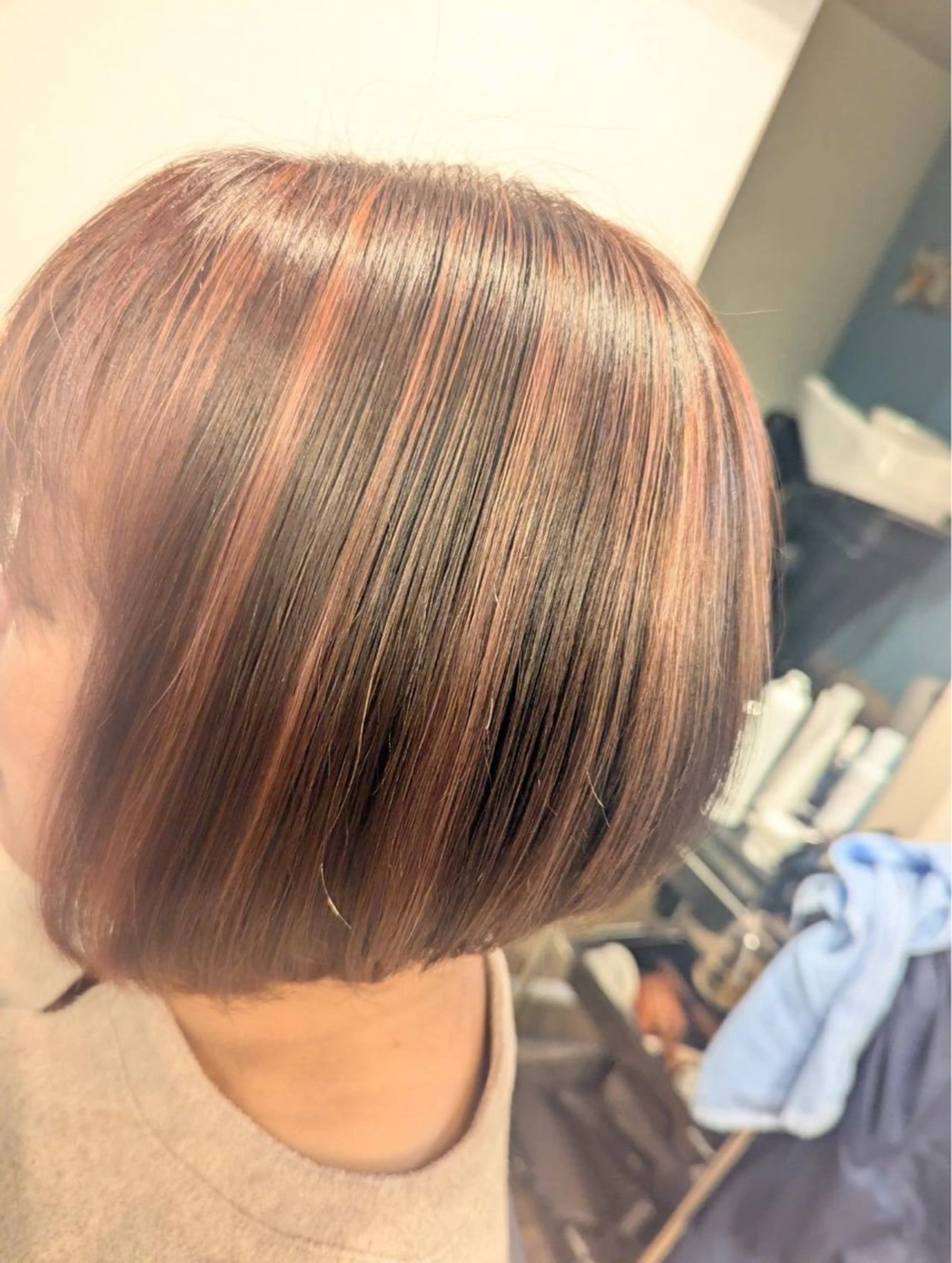 ショート カラー ヘアカラー 大立 七夏のヘアスタイル