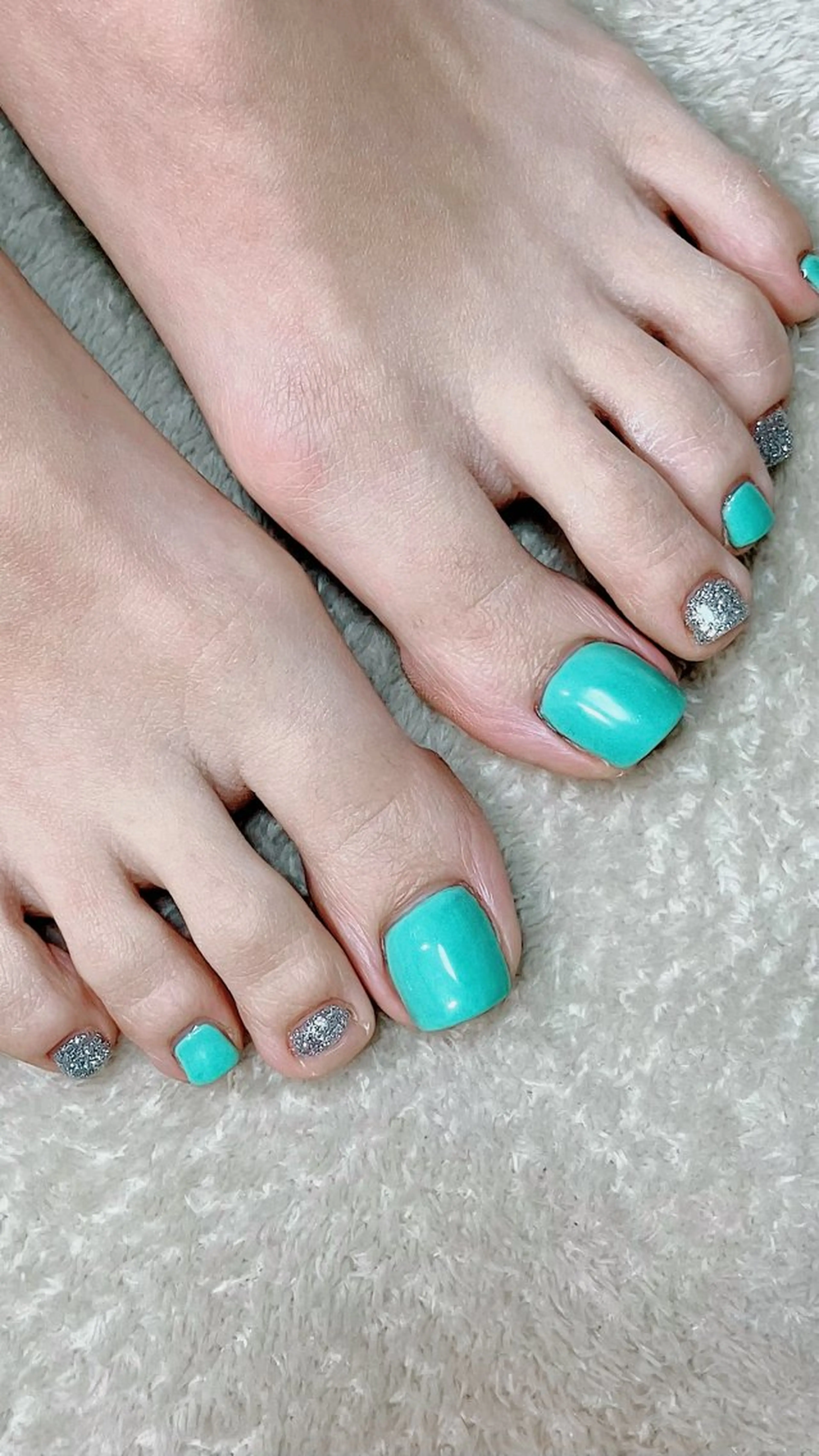 ネイル フットネイル shino🌟 痛ネイルのネイルデザイン