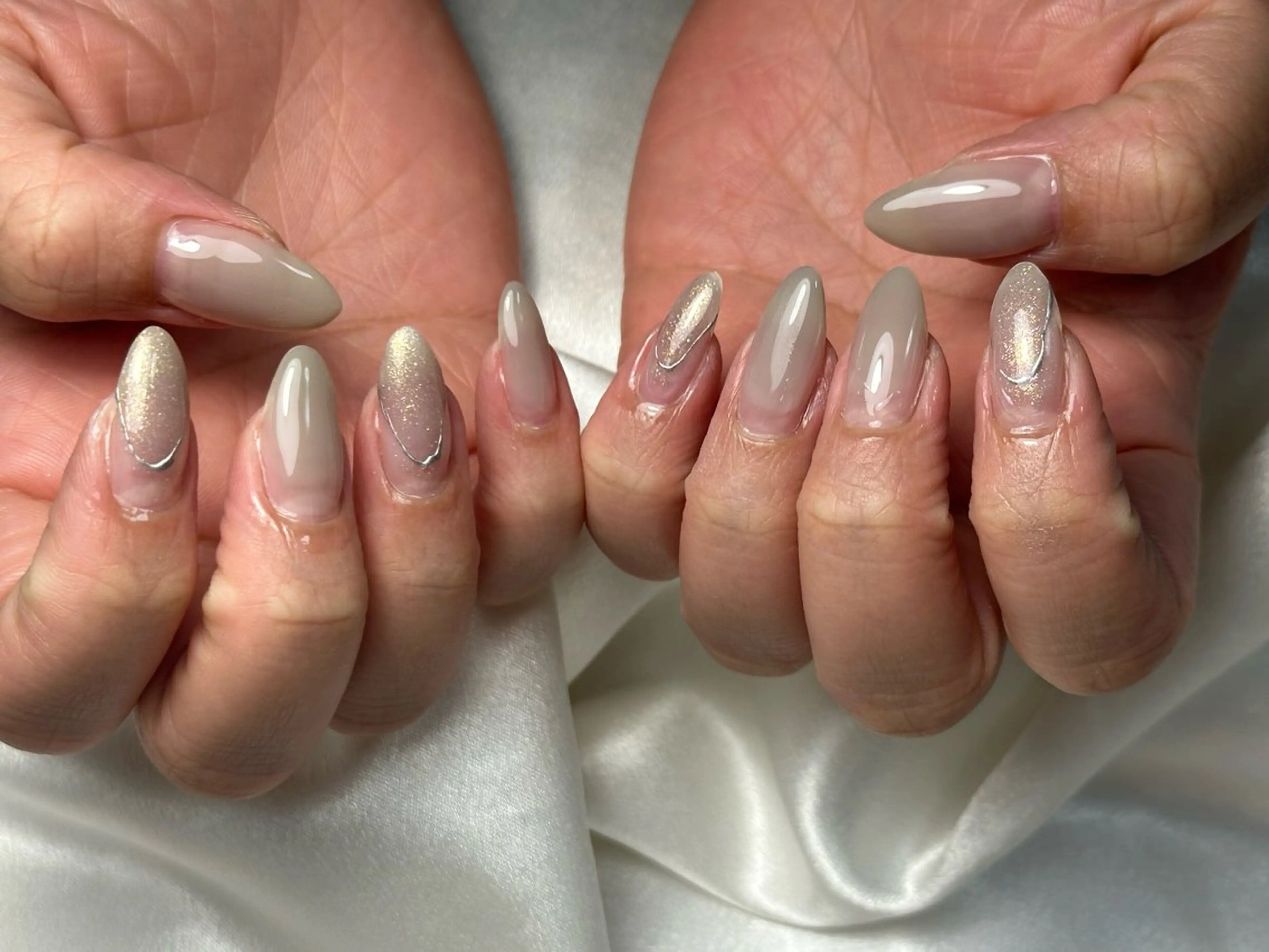 ネイル オーロラネイル フットネイル フレンチネイル ジェルネイル マグネットネイル ハンドネイル kiki nail たまプラーザのネイルデザイン