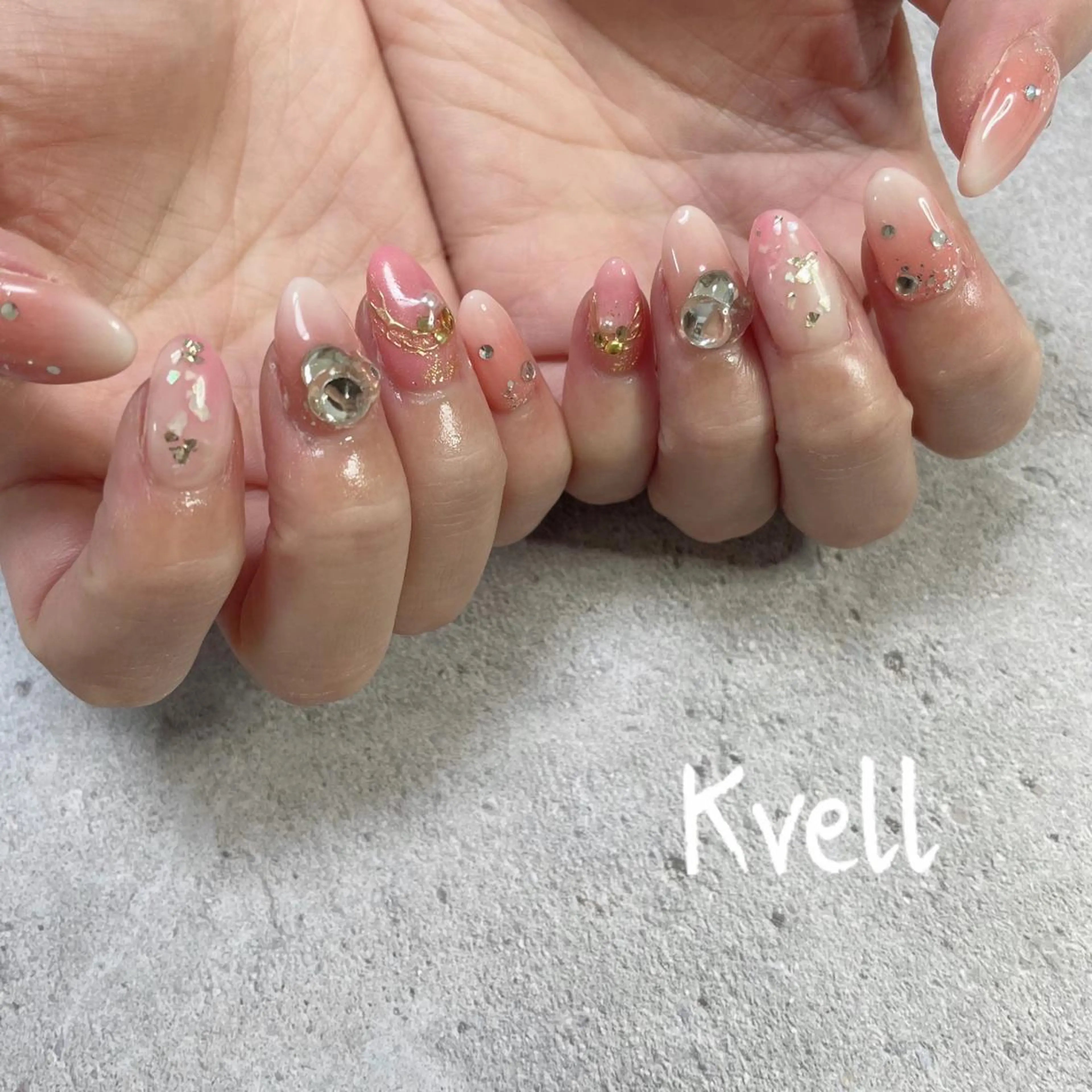 ネイル ハンドネイル nailsalon Kvellのネイルデザイン