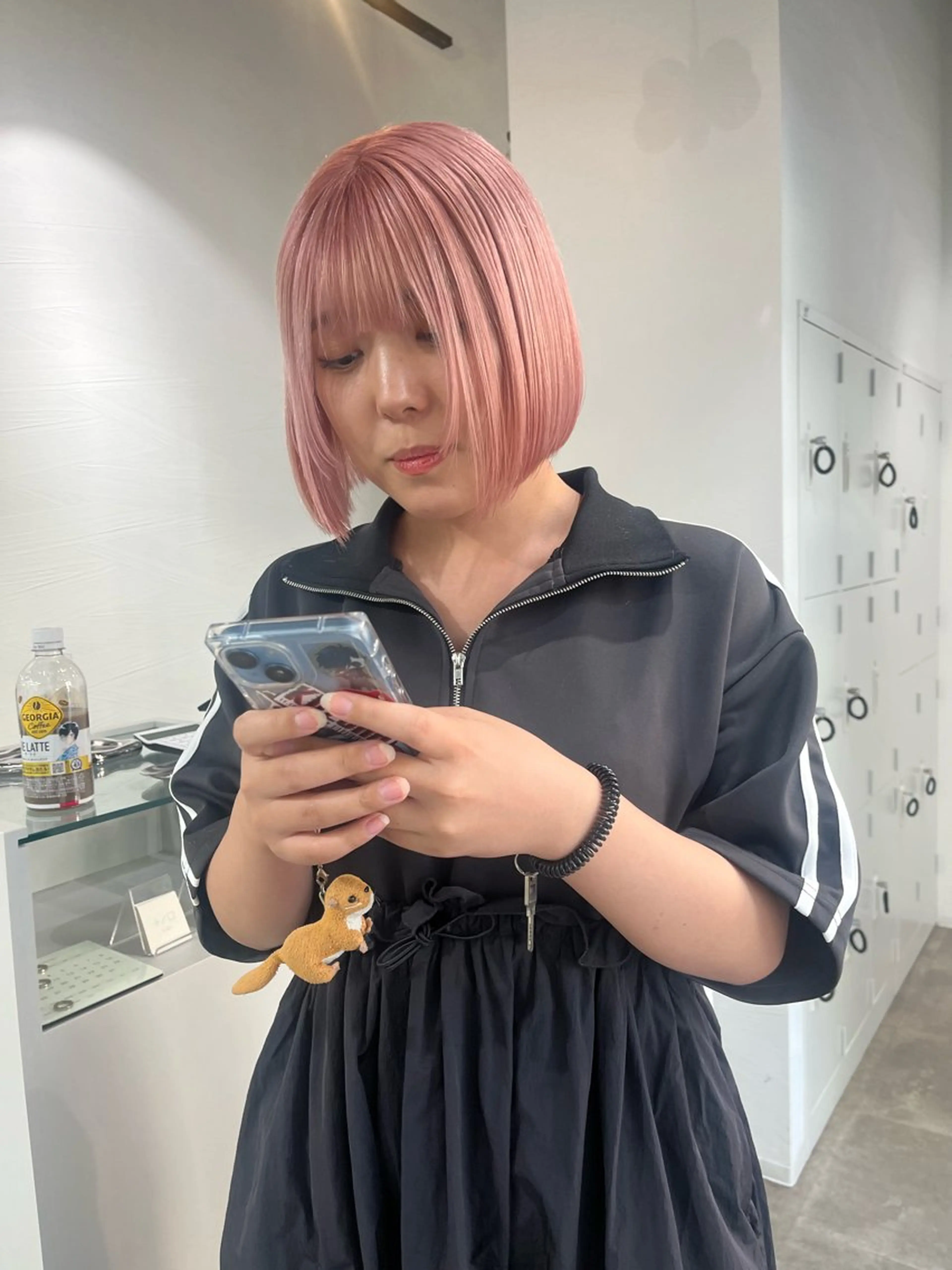 ショート カラー ブリーチ ピンクカラー ホワイトピンク カット ヘアカラー トリートメント ボブ/ミディ/ロング 特化/芳野りんかのヘアスタイル