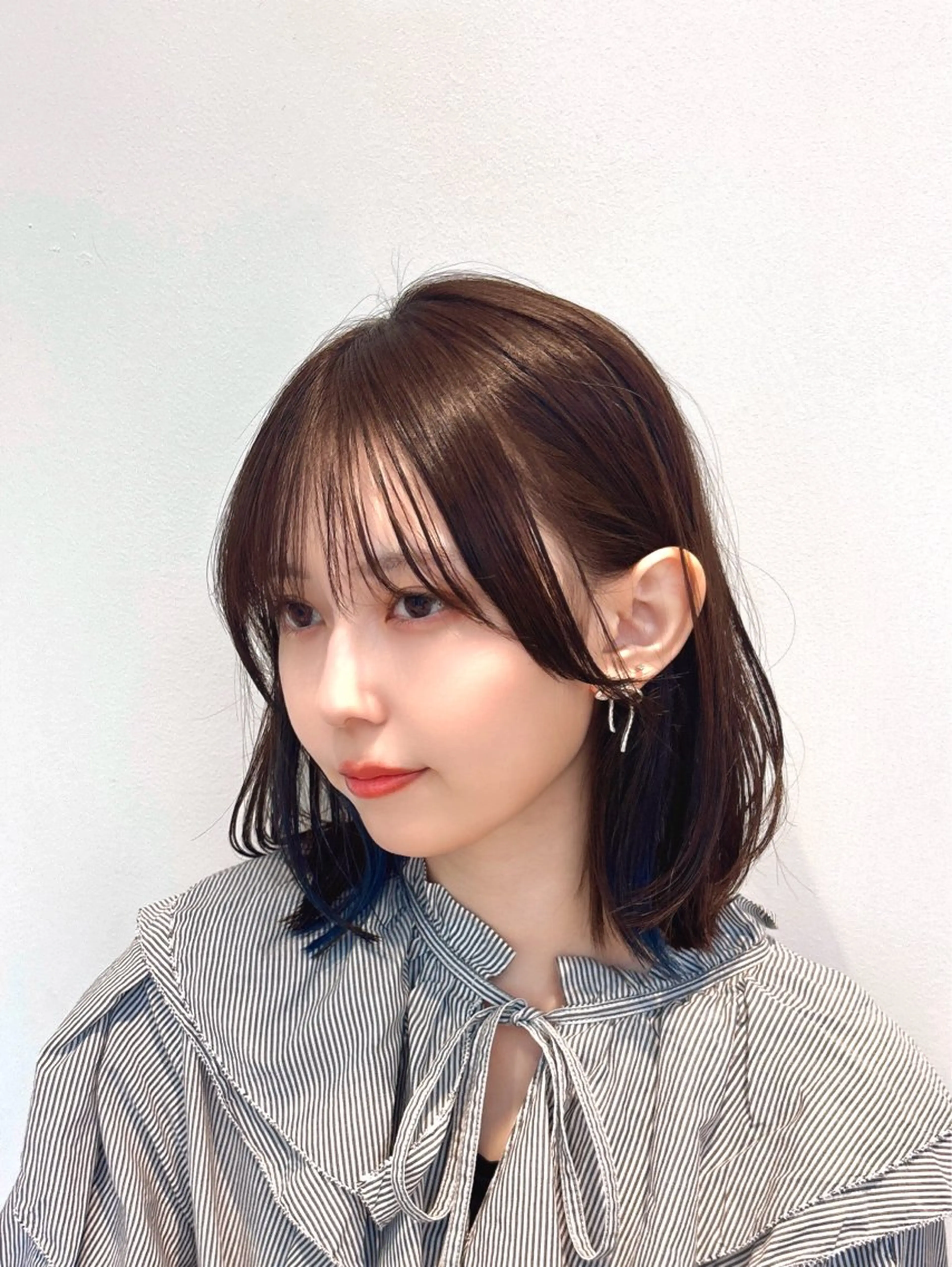 ミディアム カラー パーマ ボブレイヤー 透明感カラー グレージュ ボブ レイヤーカット カット ヘアカラー 縮毛矯正 トリートメント 🍀本格ヘッドスパ 👑髪質改善🍀英司のヘアスタイル