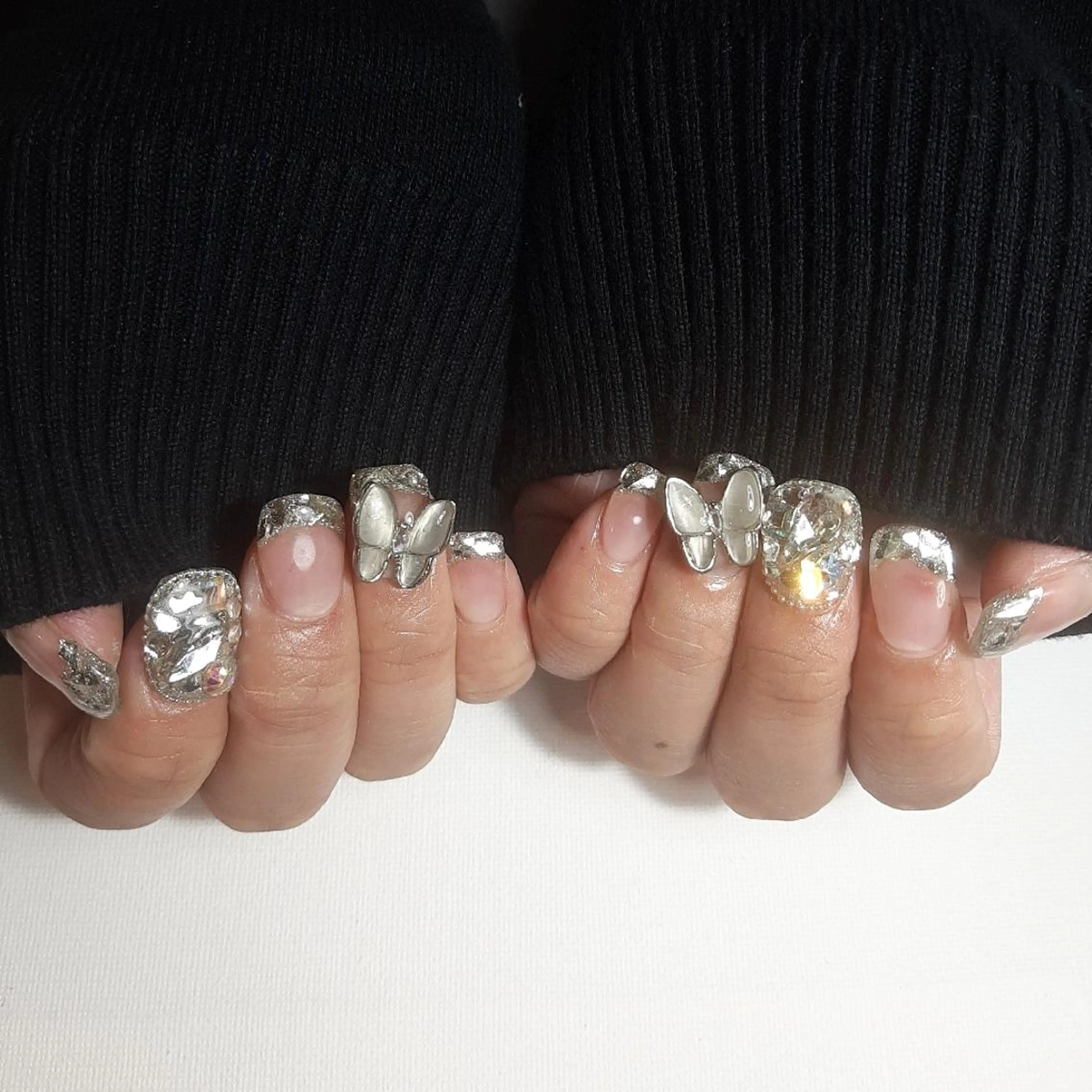ネイル フレンチネイル ガラスフレンチ owlnail /持込みデザイン専門のネイルデザイン