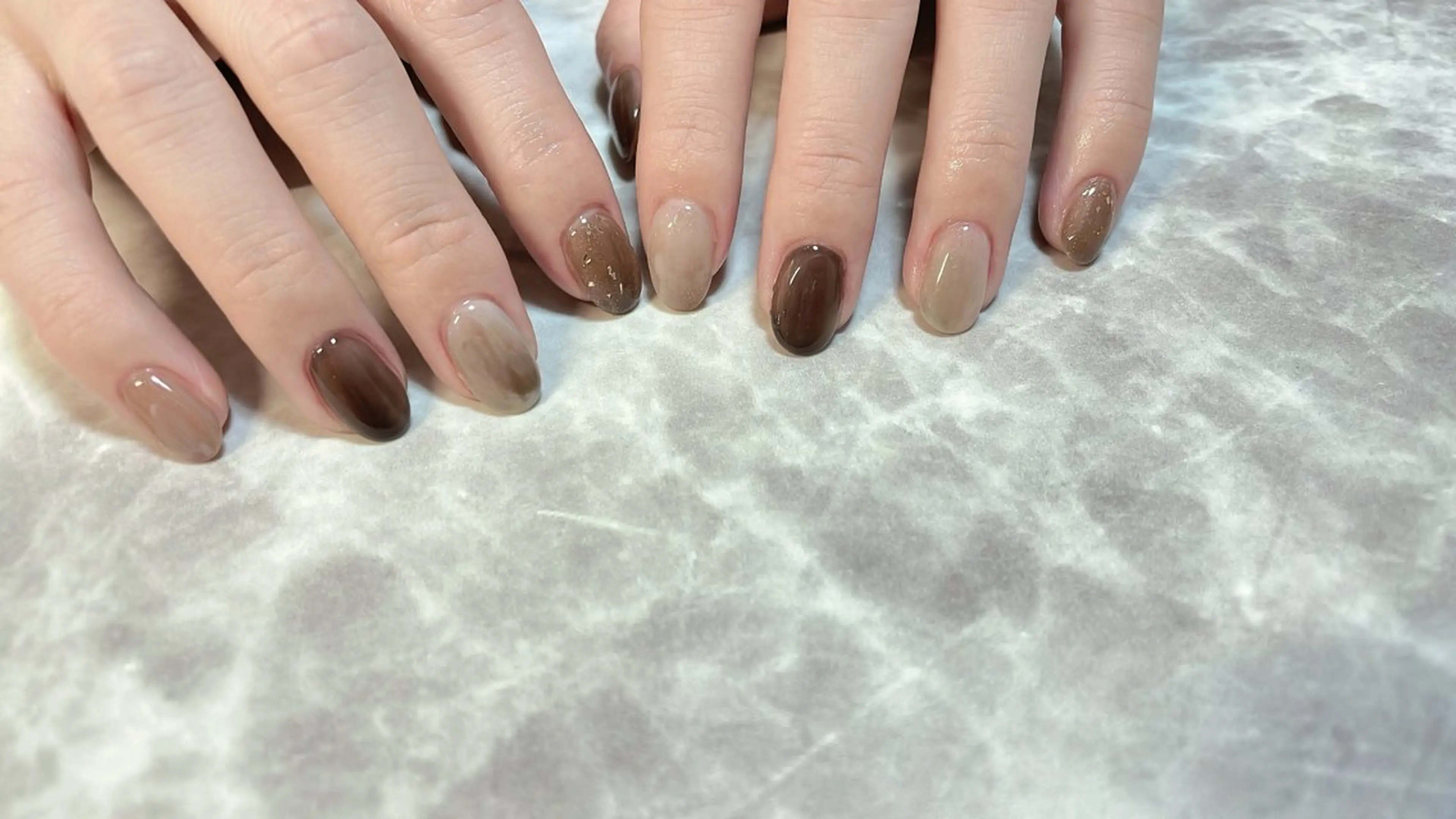 ネイル ブラウン ニュアンスネイル ハンドネイル K's nail kotoeのネイルデザイン