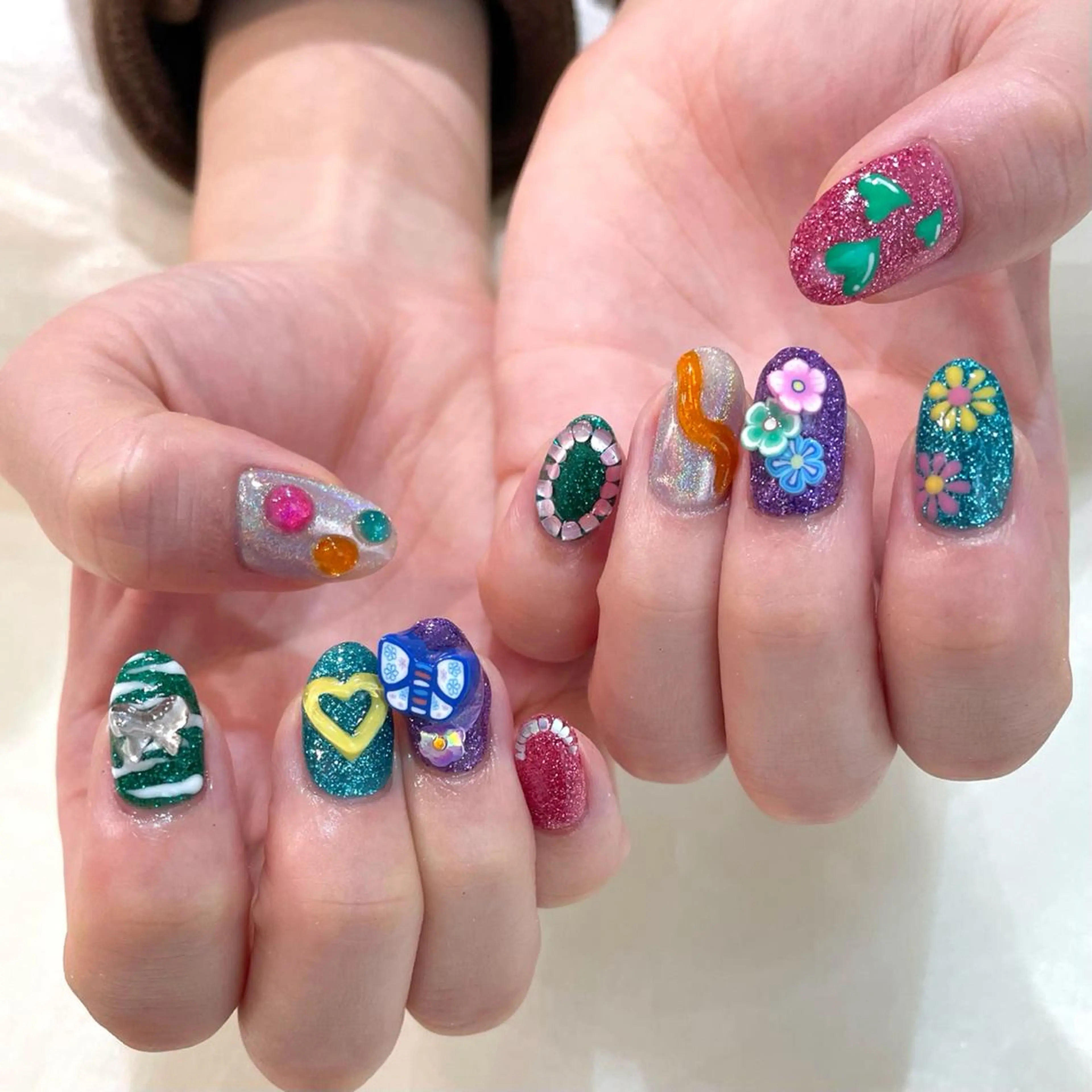 ネイル ハンドネイル 新井 ひなののネイルデザイン