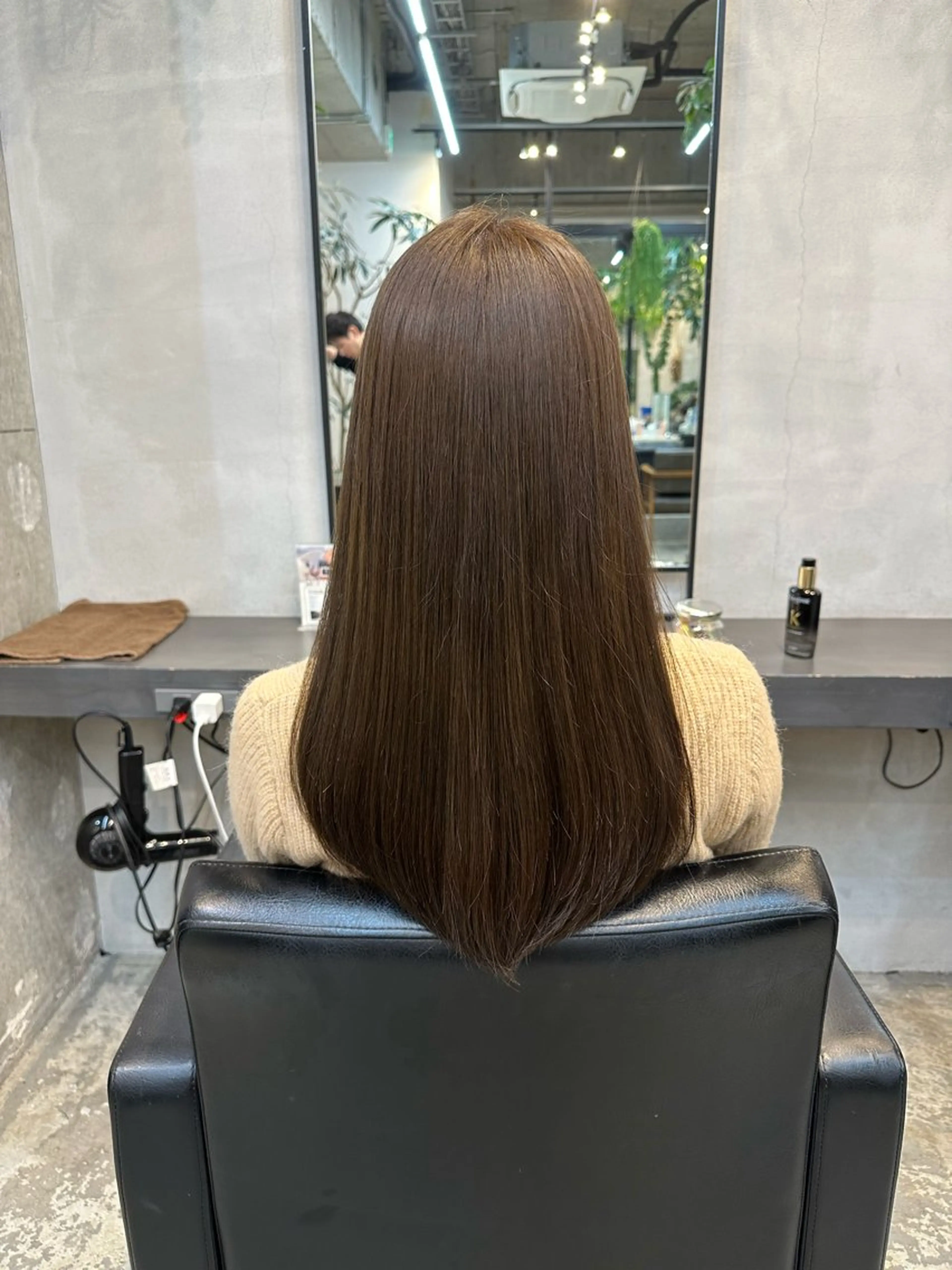 セミロング カラー ベージュカラー ピンクカラー 川口開世 short cutのヘアスタイル