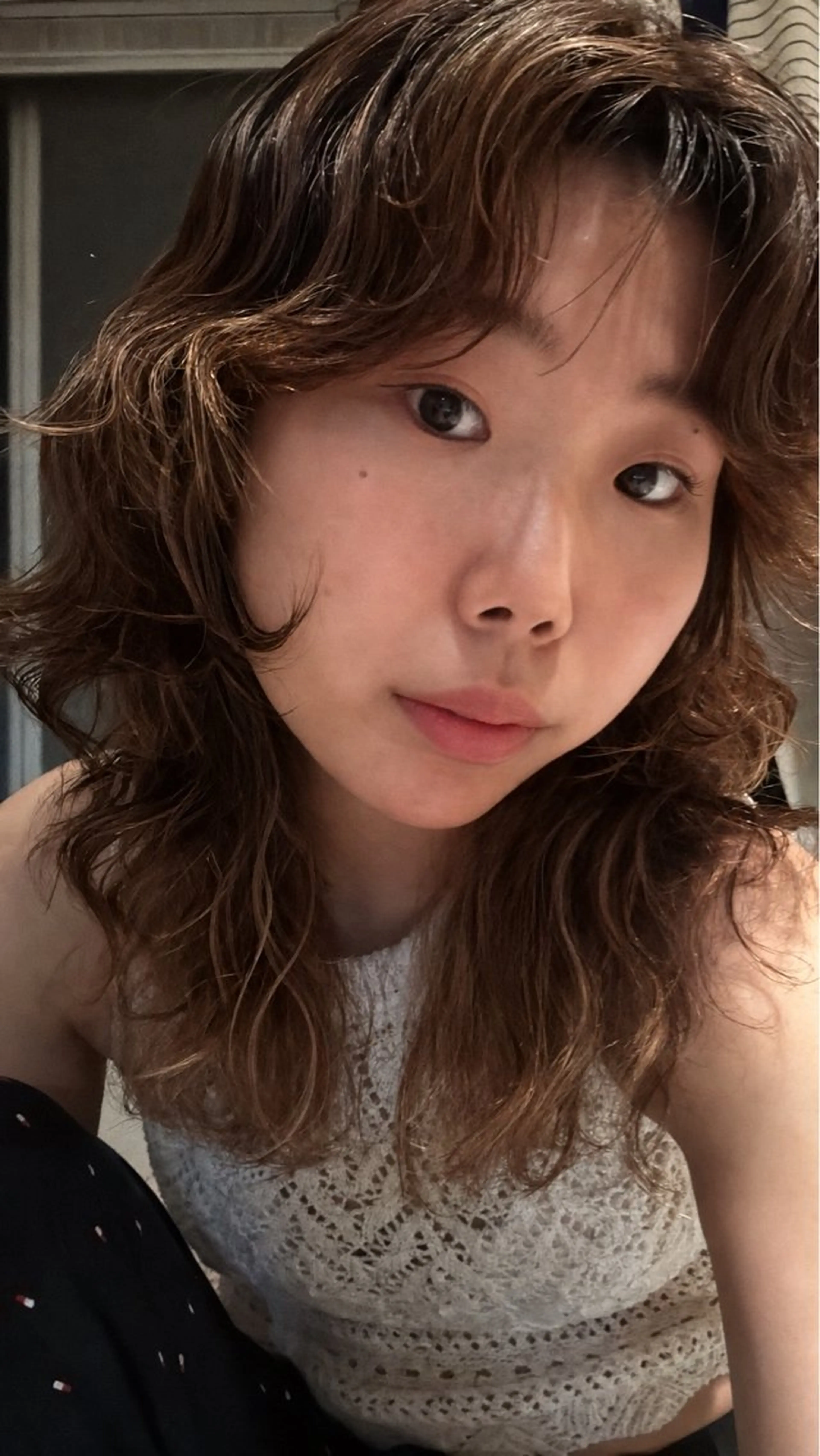 ミディアム ミディアムパーマ レイヤーカット 抜け感レイヤーカット 🐄Hanakaのヘアスタイル