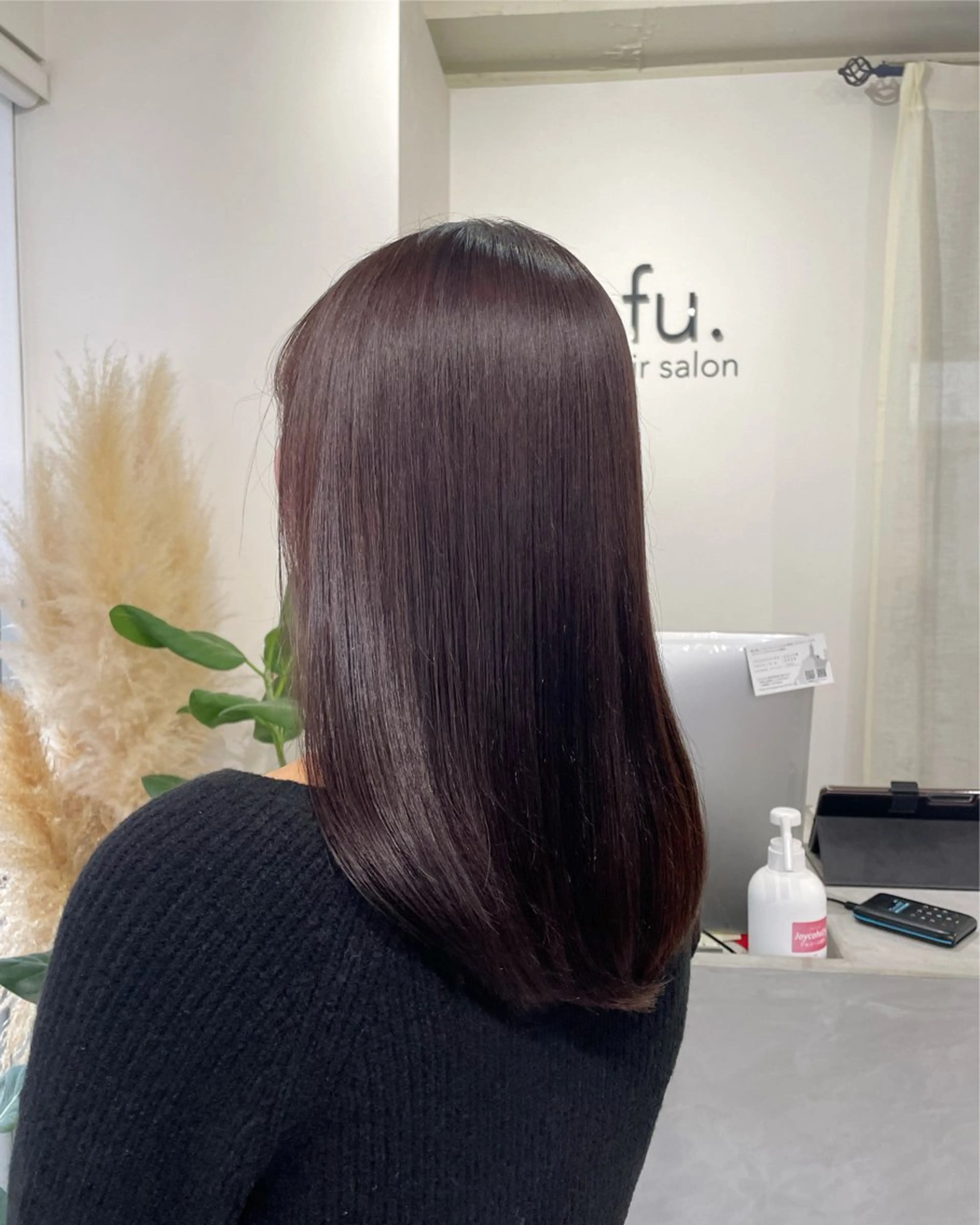 セミロング カラー ブラウンカラー monami 山本華菜のヘアスタイル