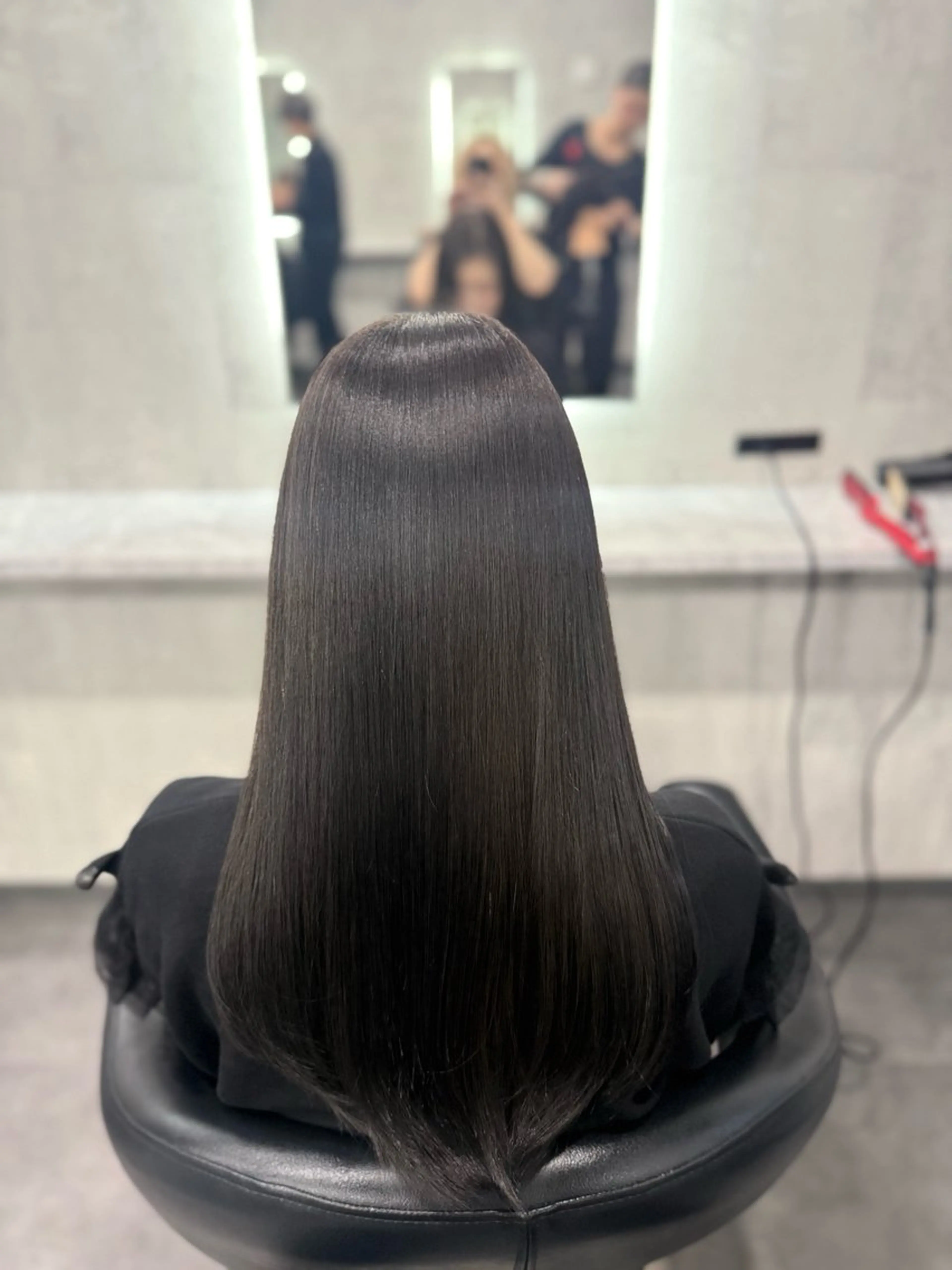 ロング 艶髪レイヤー AZUSAのヘアスタイル